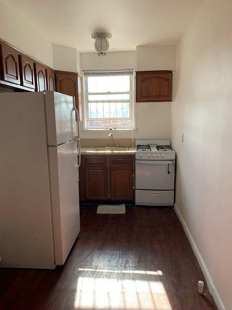 Single Family 60th Street  Queens, NY 11377, MLS-843426-6
