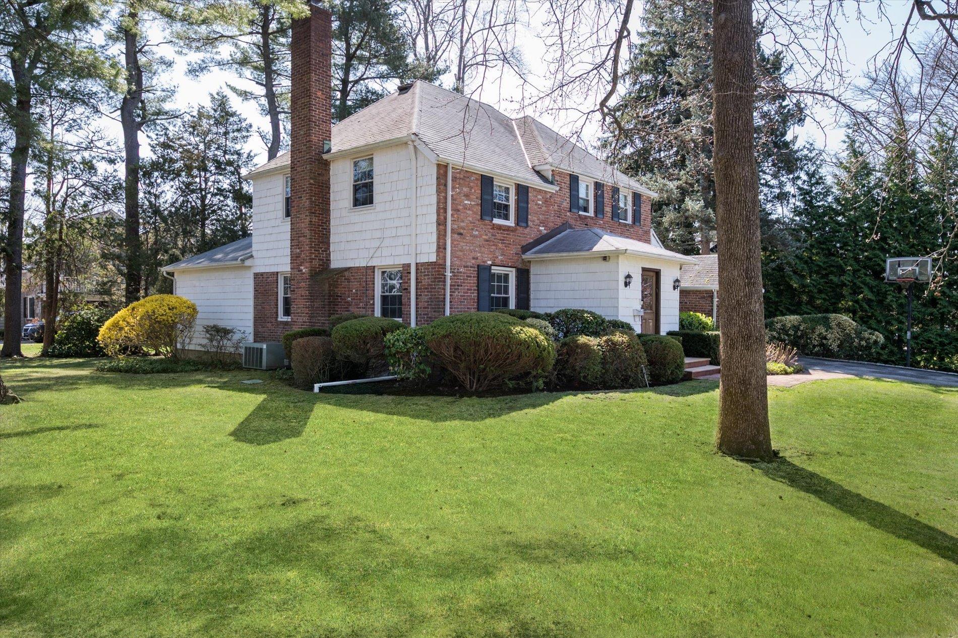 Single Family Milburn  Nassau County, NY 11577, MLS-843440-3