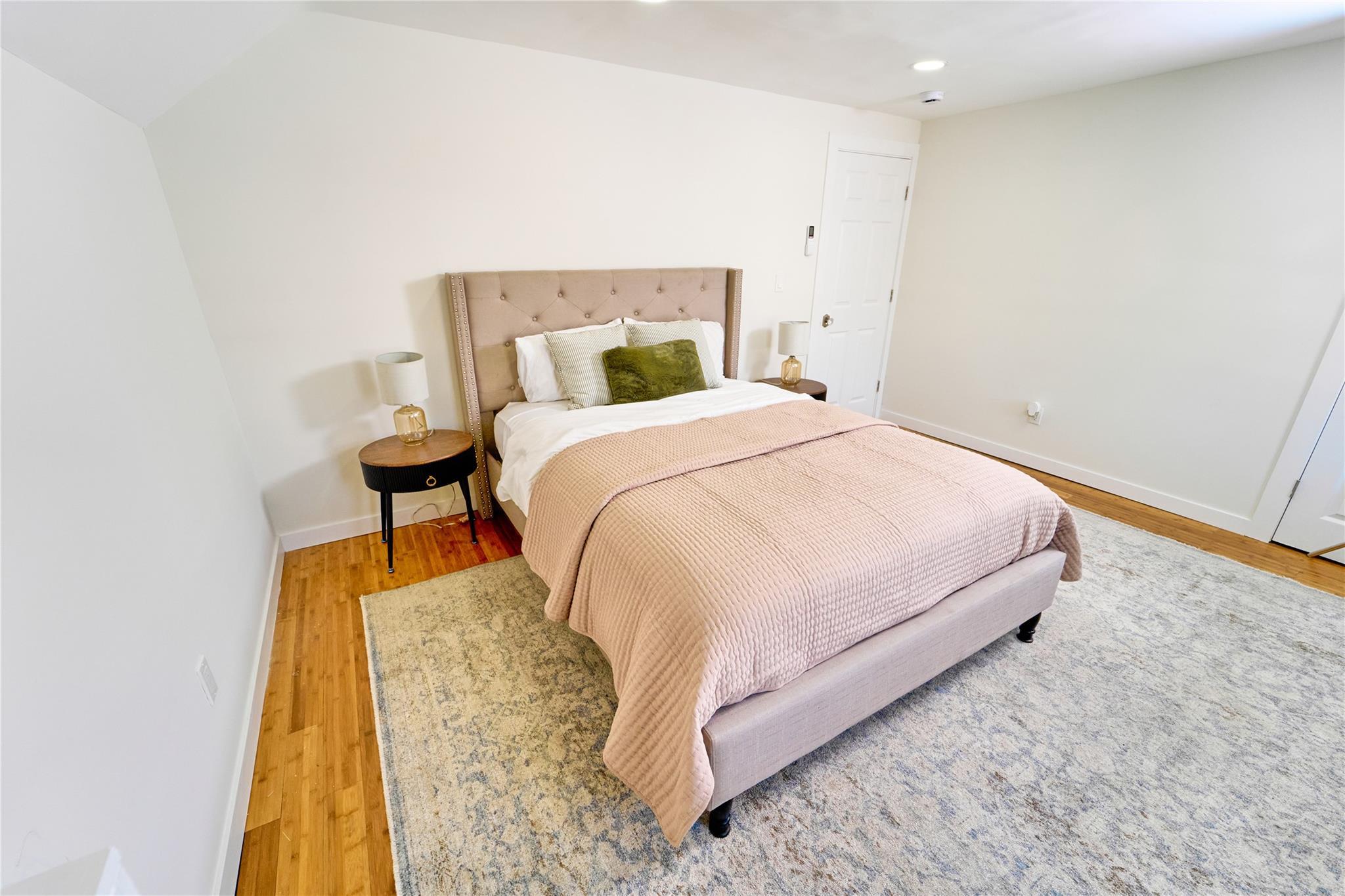 Single Family Thorne  Nassau County, NY 11550, MLS-843442-18