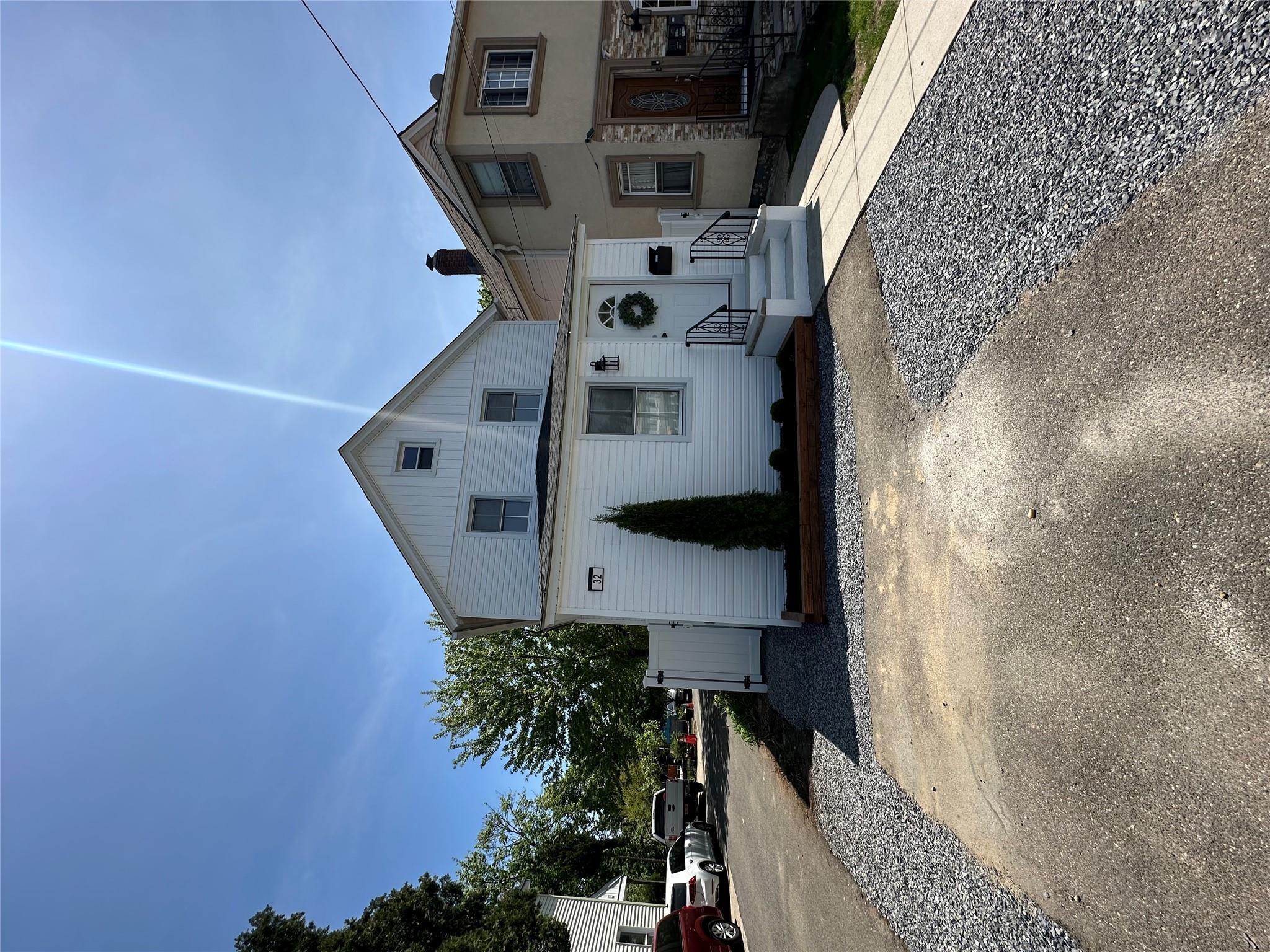 Single Family Thorne  Nassau County, NY 11550, MLS-843442-30