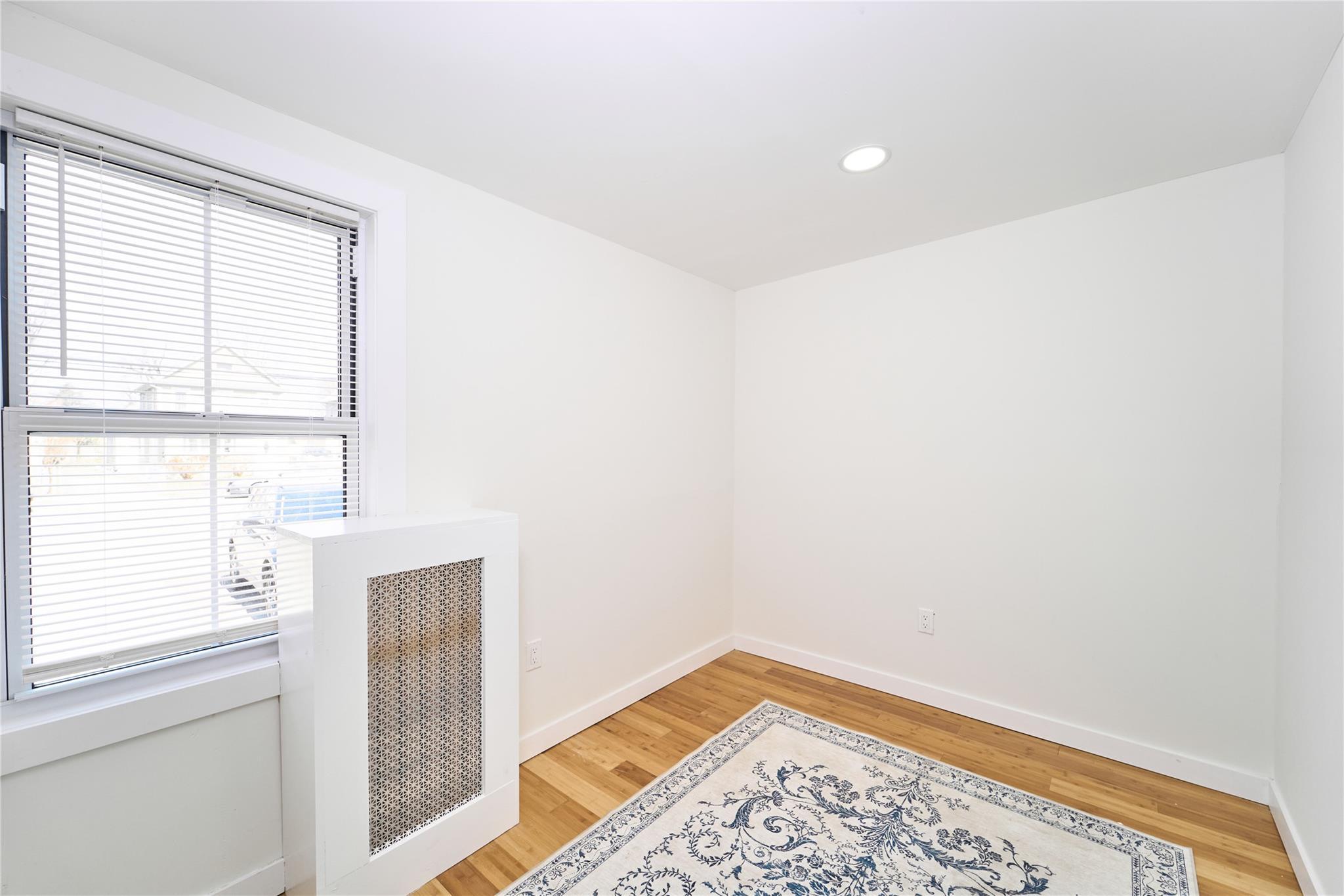 Single Family Thorne  Nassau County, NY 11550, MLS-843442-6