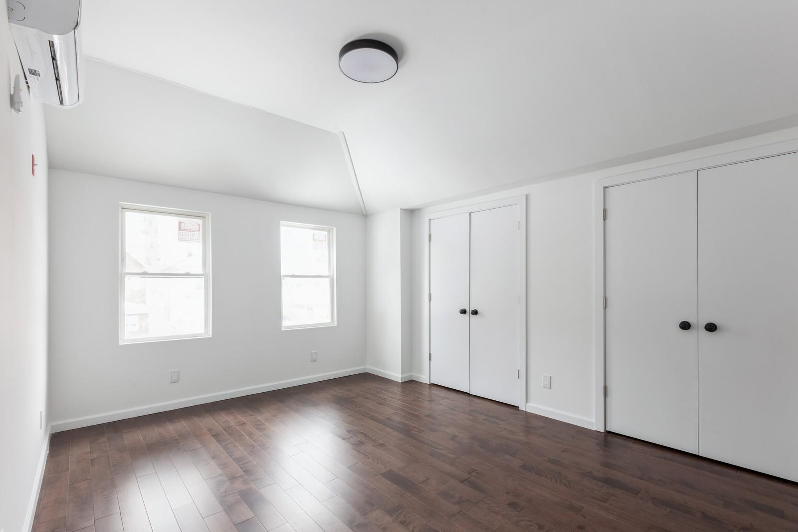 Single Family 90  Queens, NY 11418, MLS-843450-14