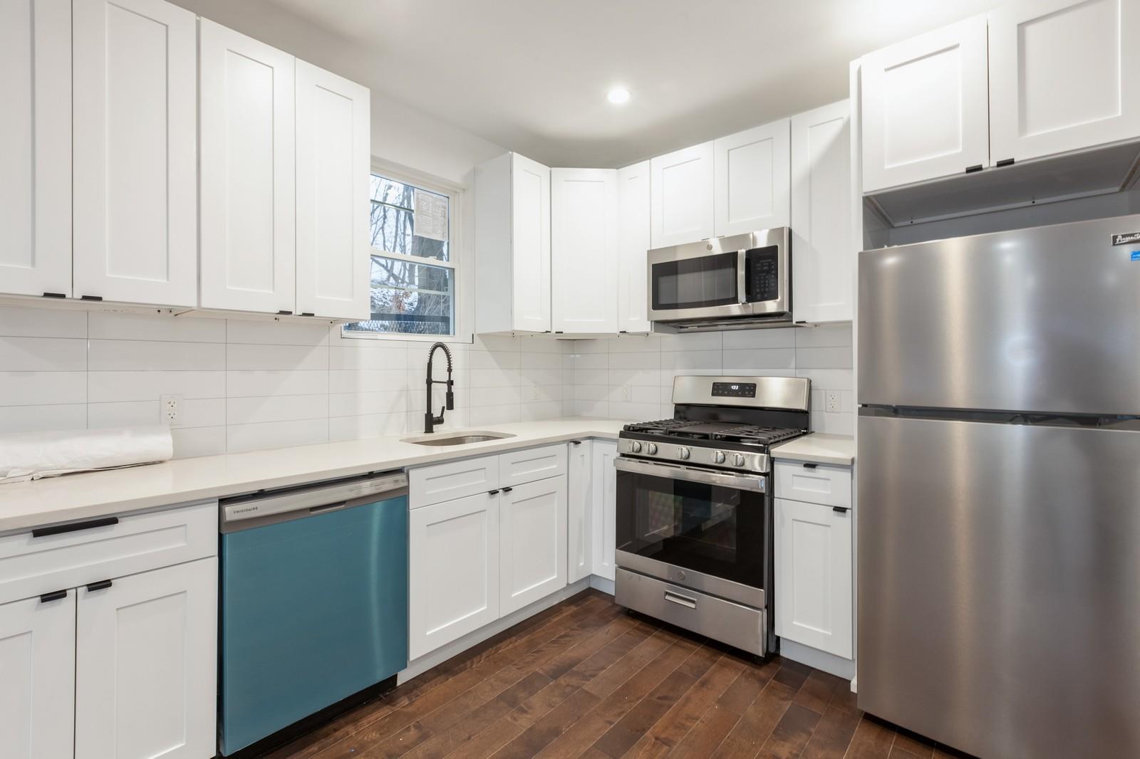 Single Family 90  Queens, NY 11418, MLS-843450-2