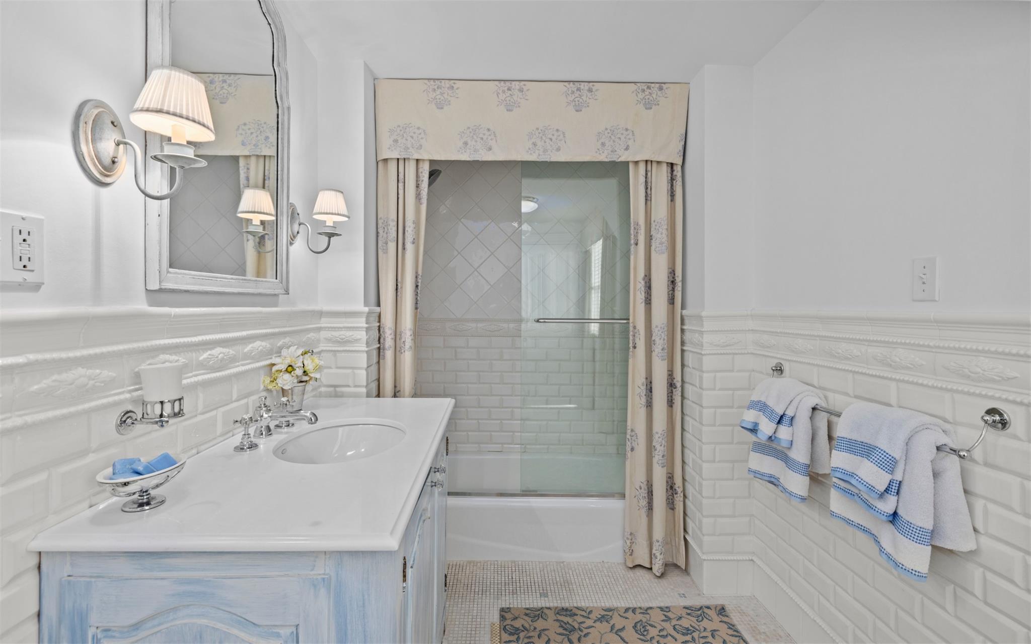 Single Family Beach  Suffolk County, NY 11978, MLS-843459-23