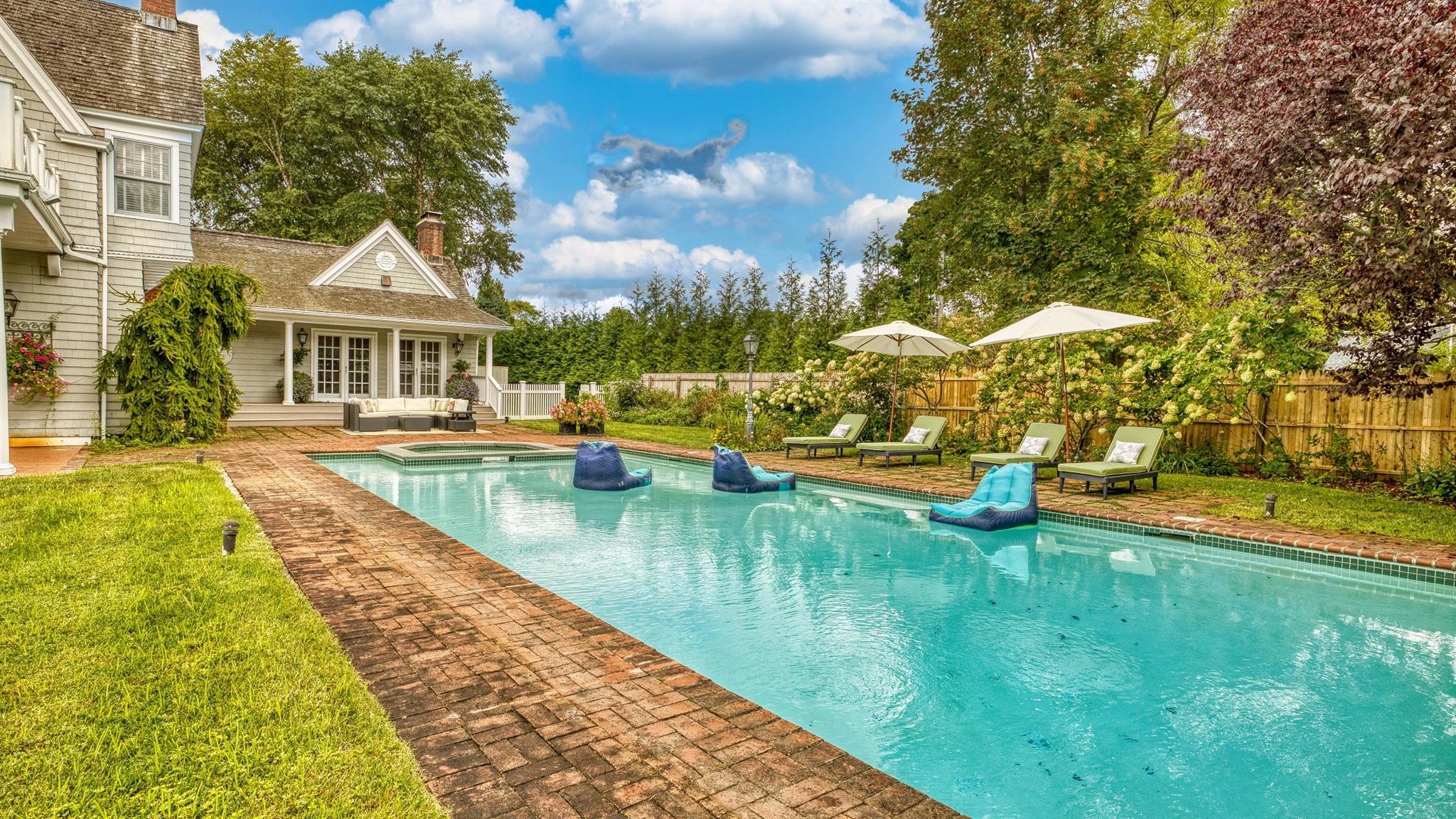 Single Family Beach  Suffolk County, NY 11978, MLS-843459-44