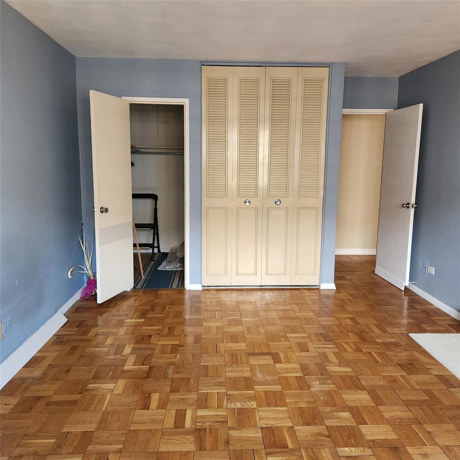 Apartment 215th  Queens, NY 11360, MLS-843484-4