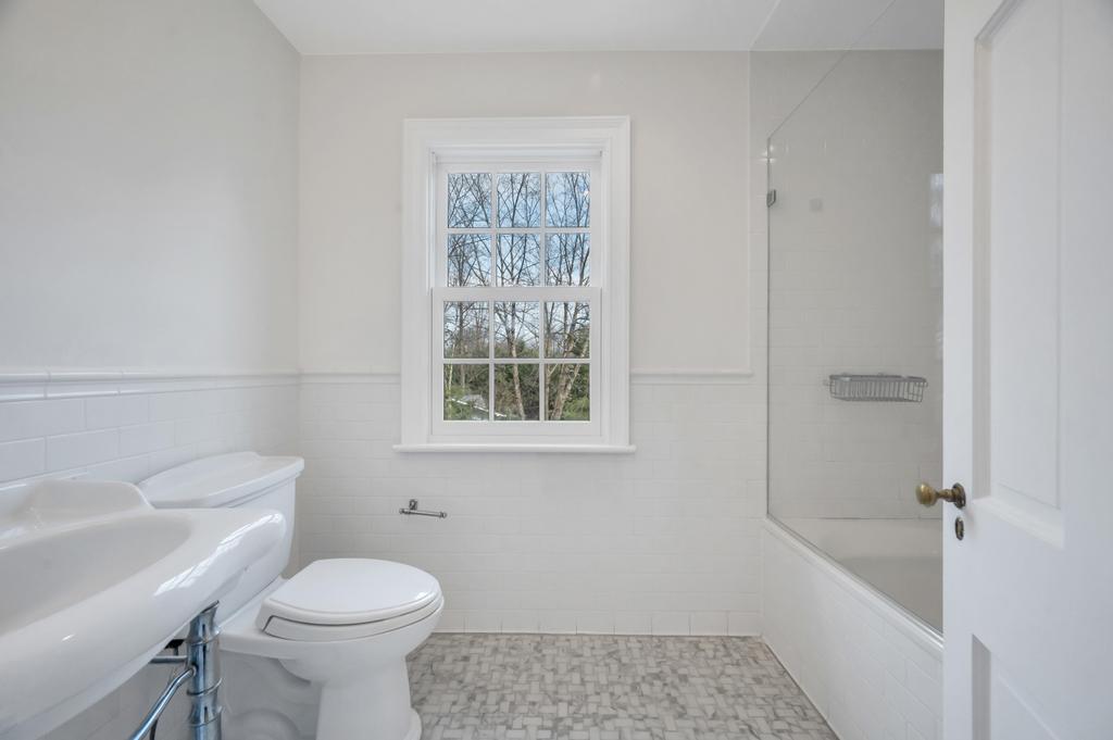 Single Family Station  Nassau County, NY 11023, MLS-843574-22