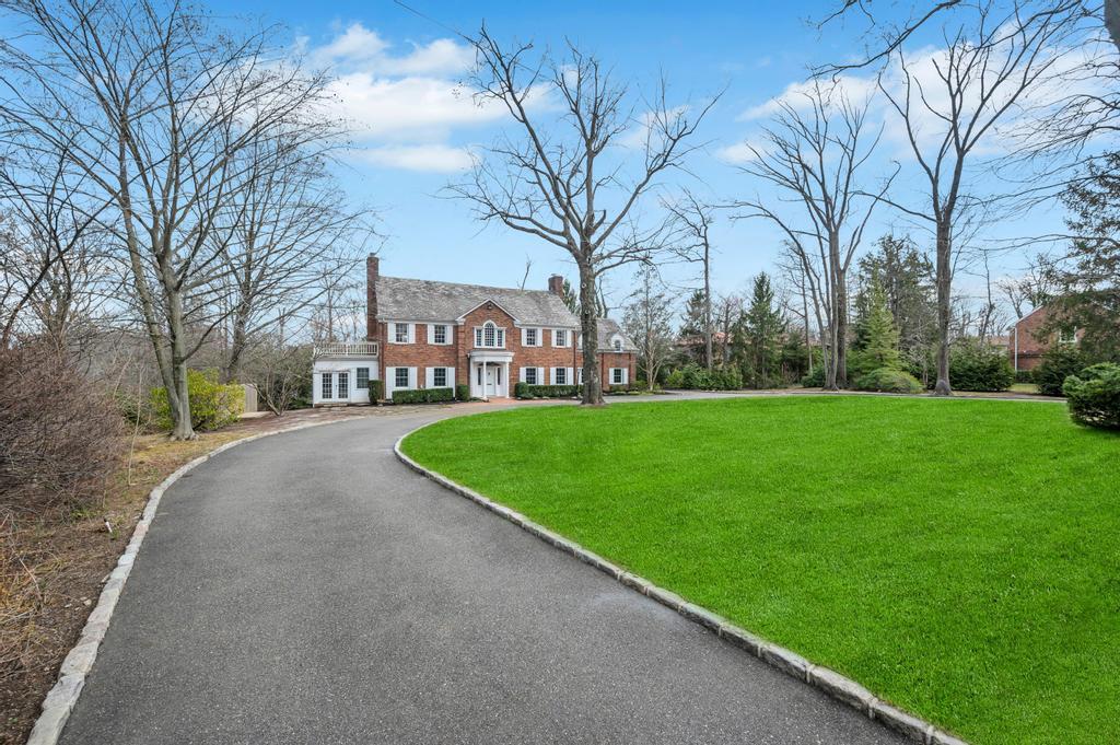 Single Family Station  Nassau County, NY 11023, MLS-843574-34