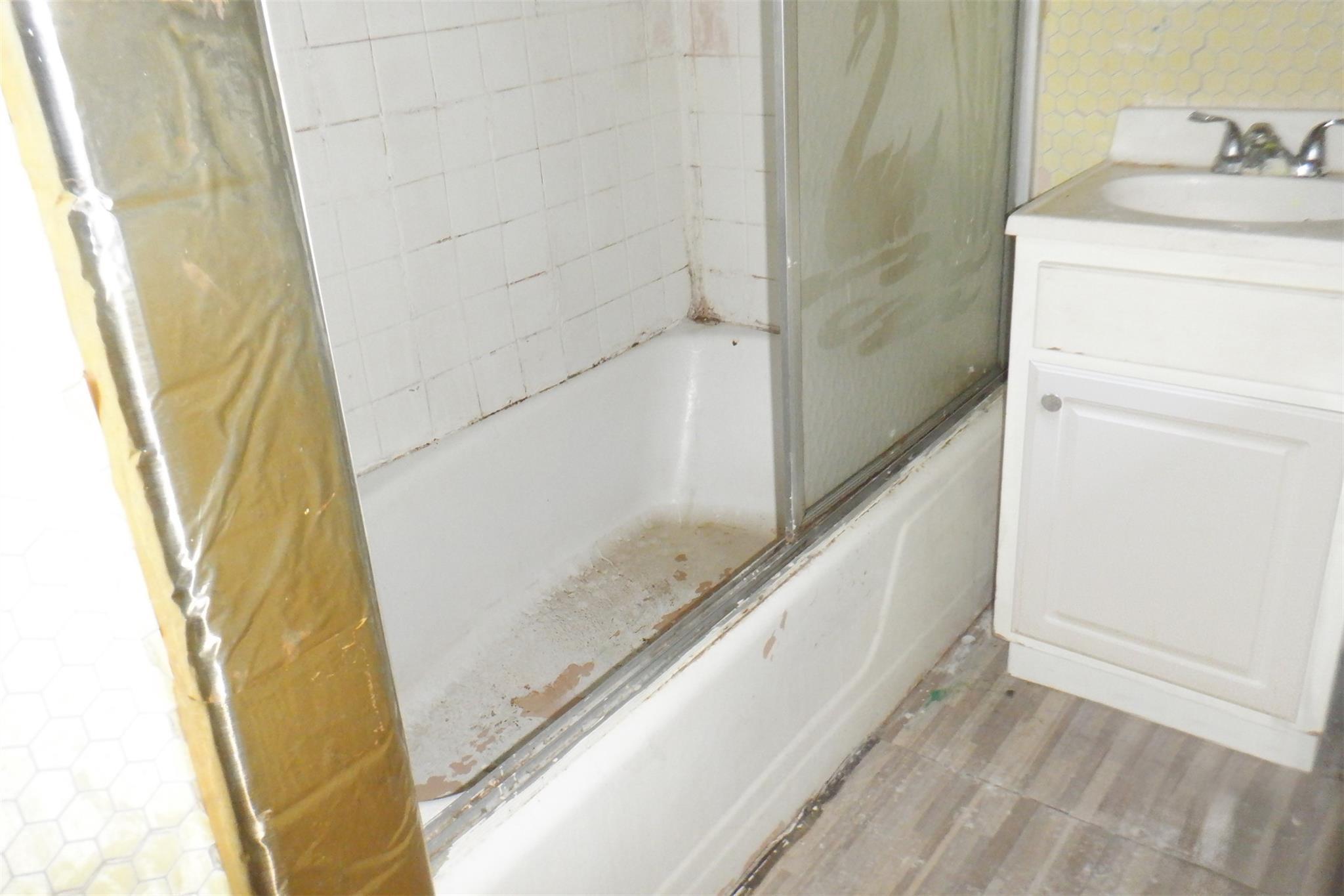 Single Family 40th  Brooklyn, NY 11203, MLS-843587-10