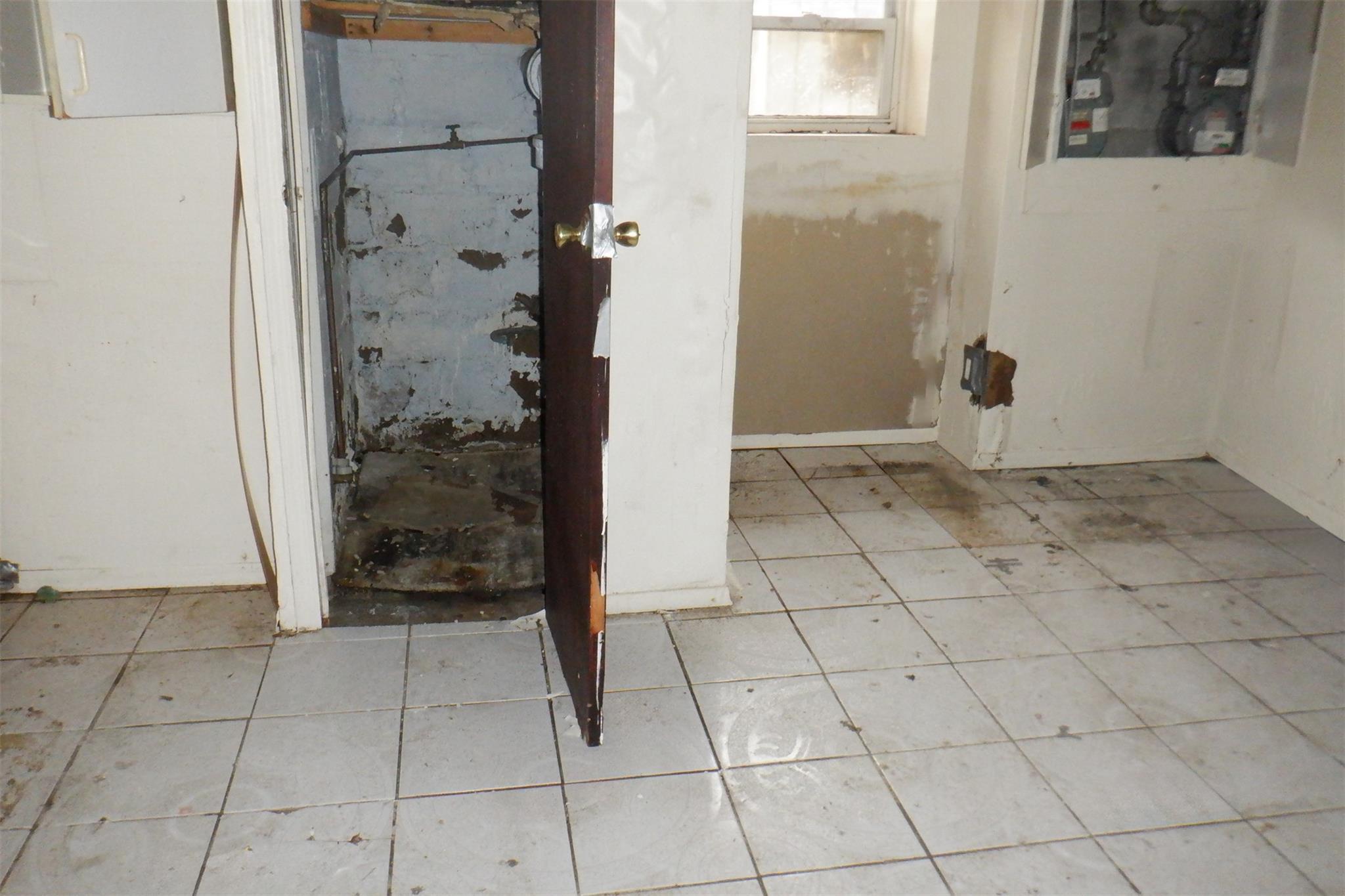 Single Family 40th  Brooklyn, NY 11203, MLS-843587-5
