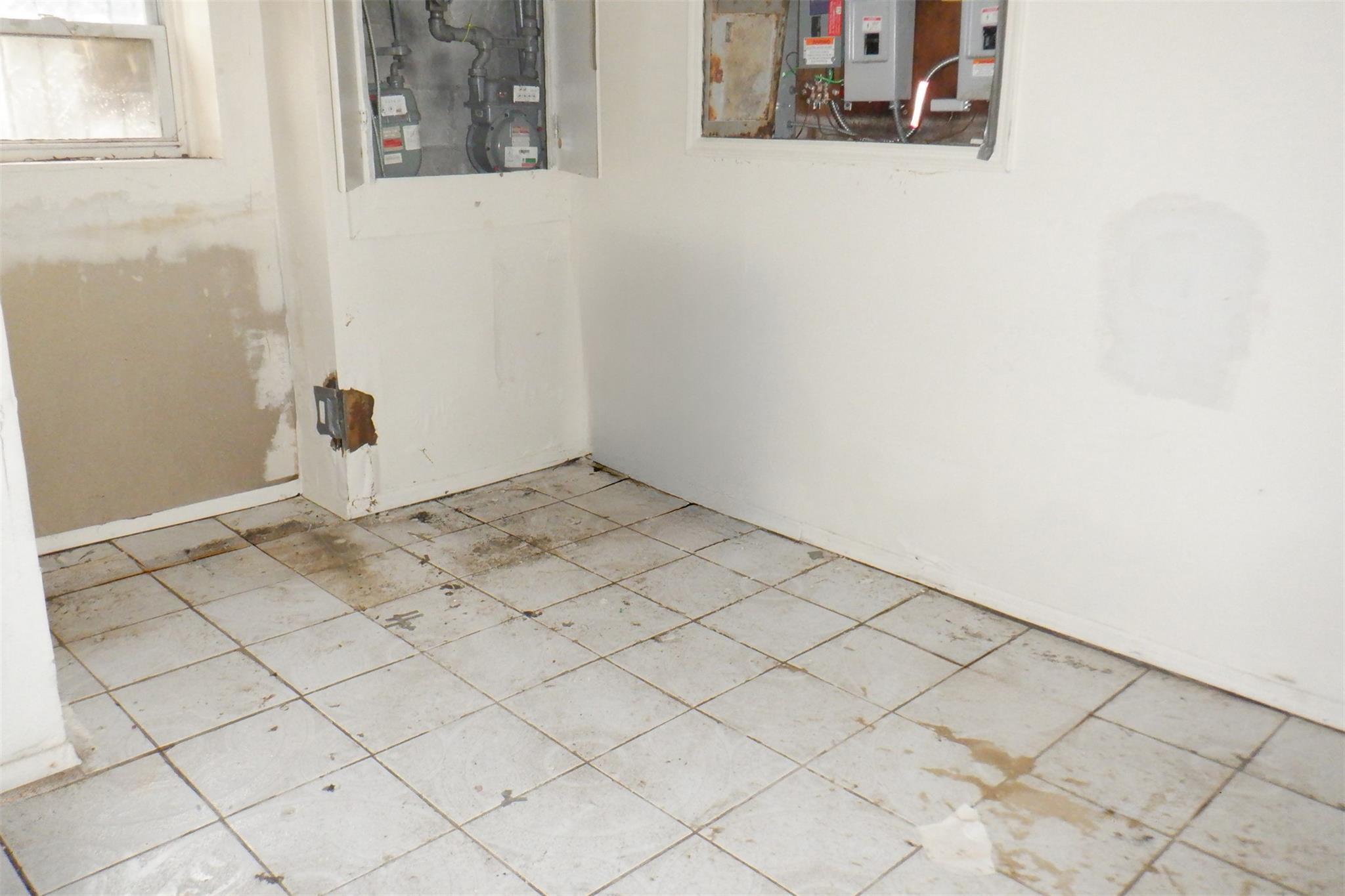 Single Family 40th  Brooklyn, NY 11203, MLS-843587-6