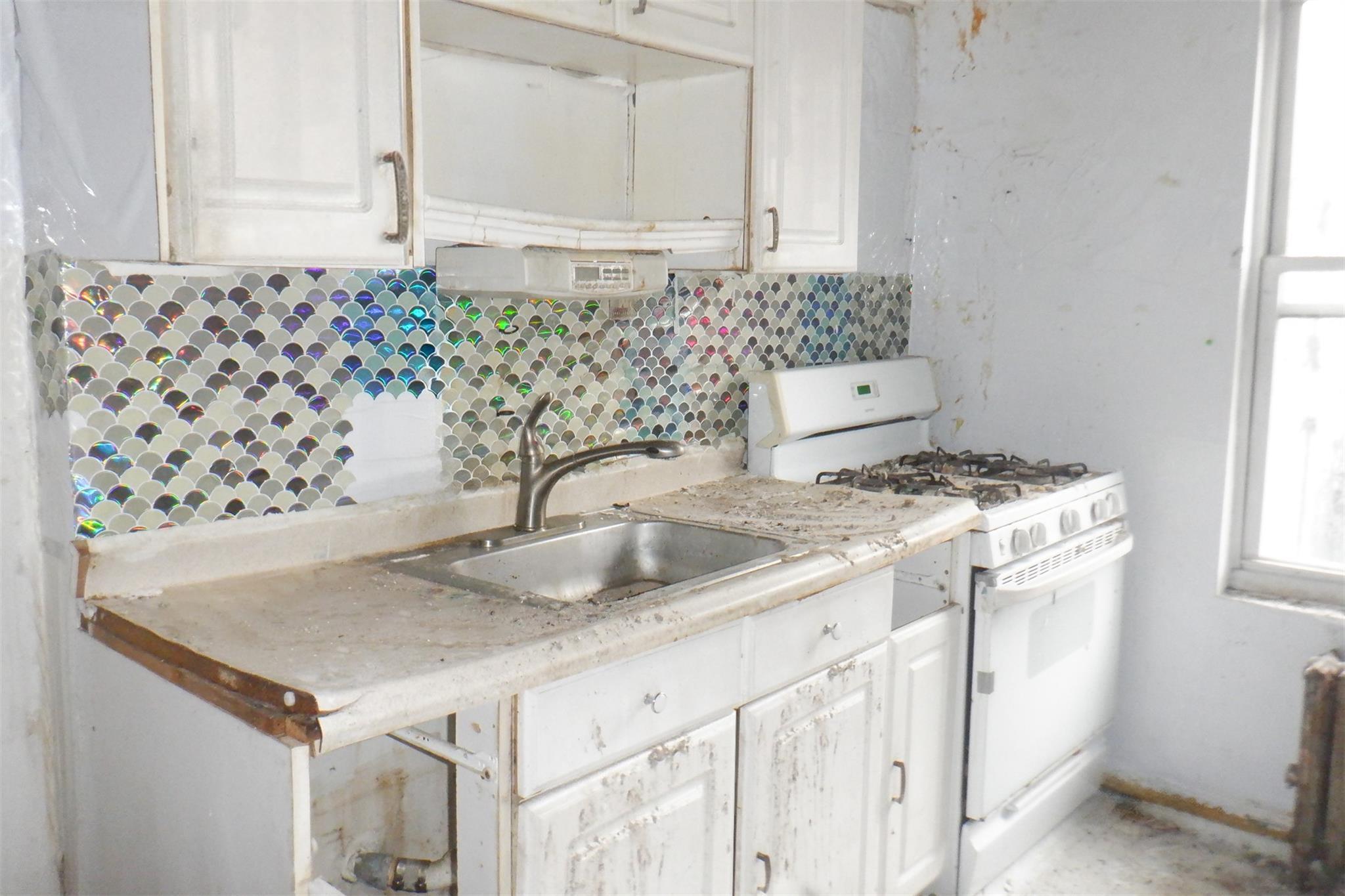 Single Family 40th  Brooklyn, NY 11203, MLS-843587-8