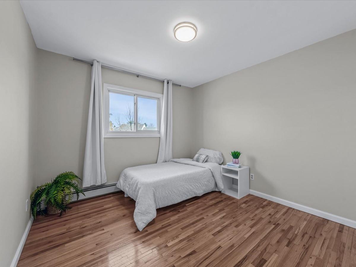 Single Family Floral  Nassau County, NY 11803, MLS-843623-20