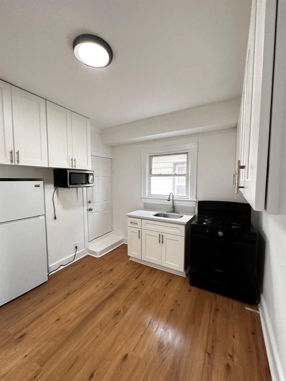 Apartment 116  Queens, NY 11419, MLS-843650-4