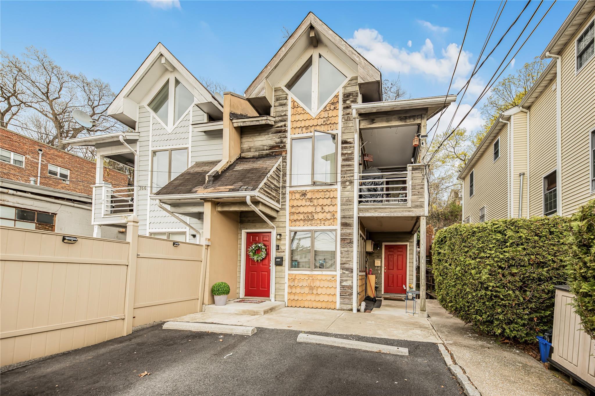 Single Family Warburton  Westchester County, NY 10701, MLS-843652-2