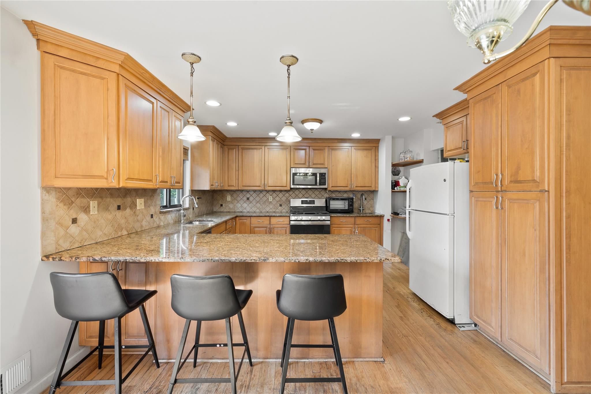 Single Family Cole  Rockland County, NY 10977, MLS-843660-9