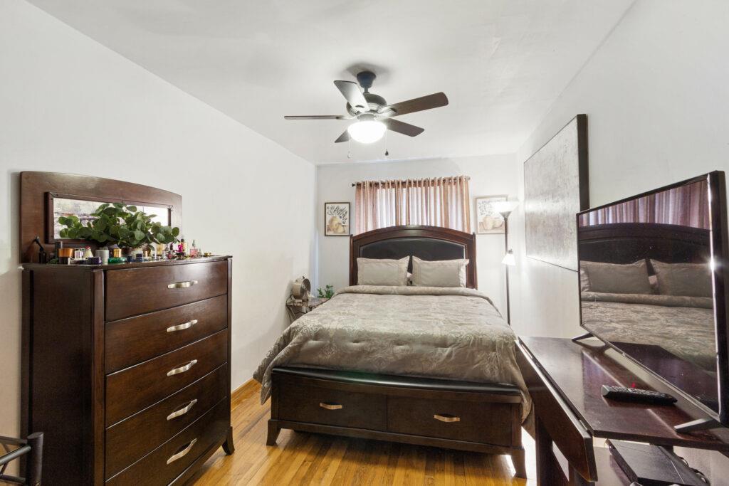 Single Family East 99th  Brooklyn, NY 11236, MLS-843679-9