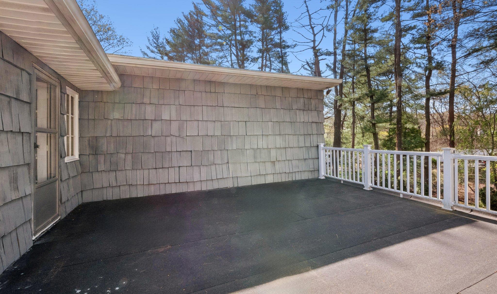 Single Family Penn  Suffolk County, NY 11746, MLS-843699-28