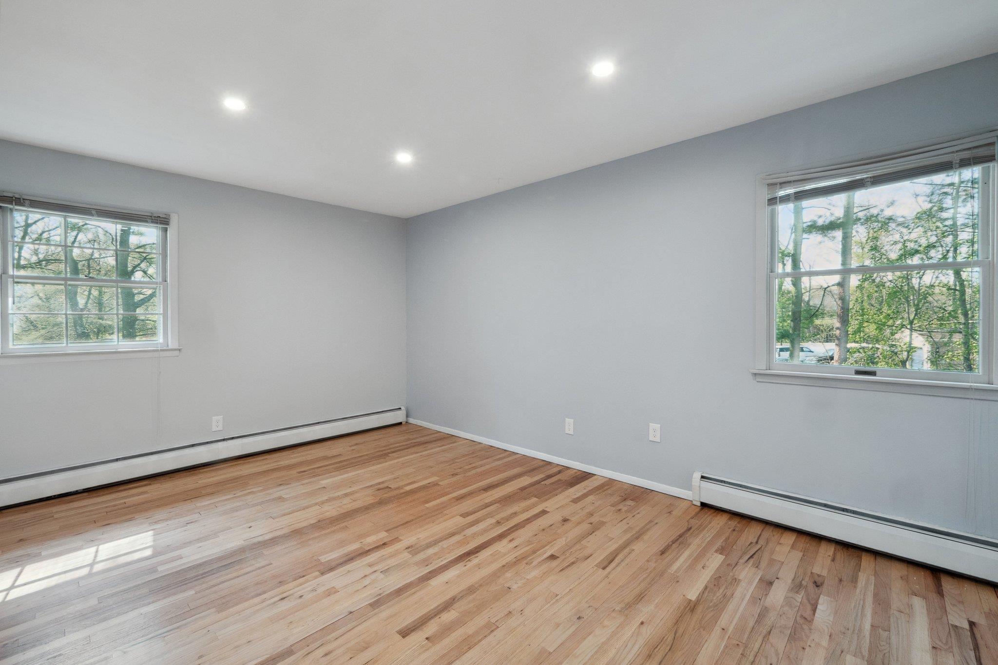 Single Family Penn  Suffolk County, NY 11746, MLS-843699-37