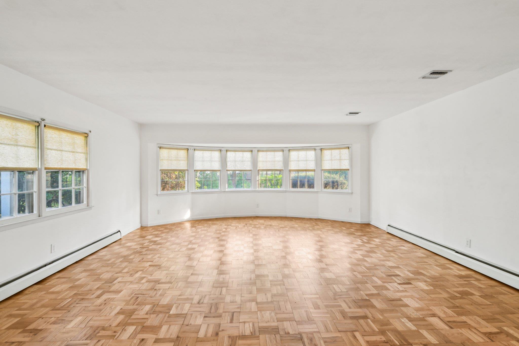Single Family Penn  Suffolk County, NY 11746, MLS-843699-8
