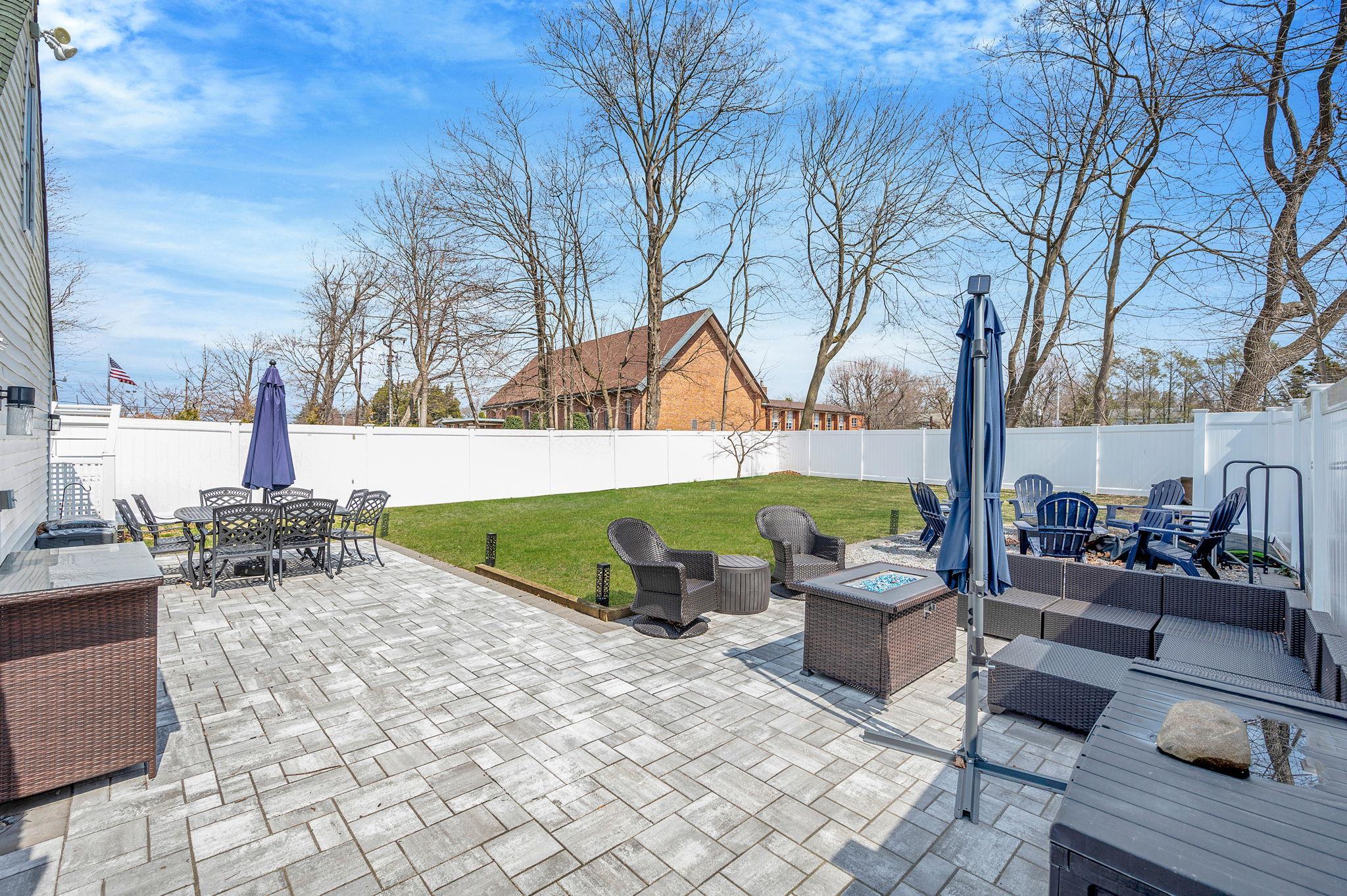 Single Family Broadway  Suffolk County, NY 11740, MLS-843738-7