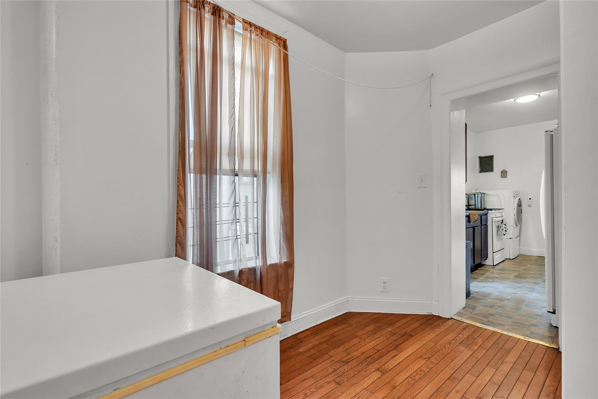 Coop 121  Manhattan, NY 10027, MLS-843760-5