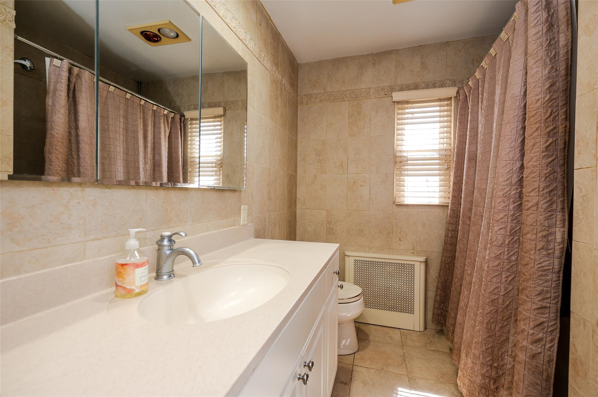 Single Family Park  Nassau County, NY 11572, MLS-843762-17
