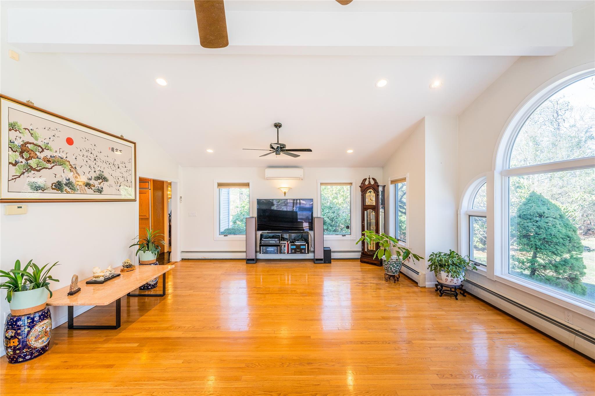 Single Family Carlls Straight  Suffolk County, NY 11746, MLS-843767-12