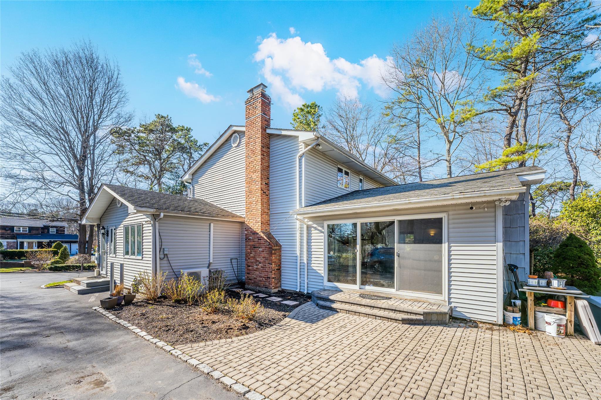 Single Family Carlls Straight  Suffolk County, NY 11746, MLS-843767-29