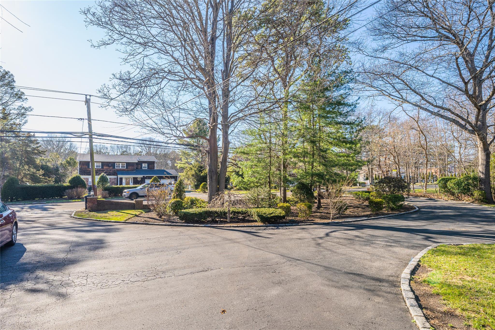 Single Family Carlls Straight  Suffolk County, NY 11746, MLS-843767-3