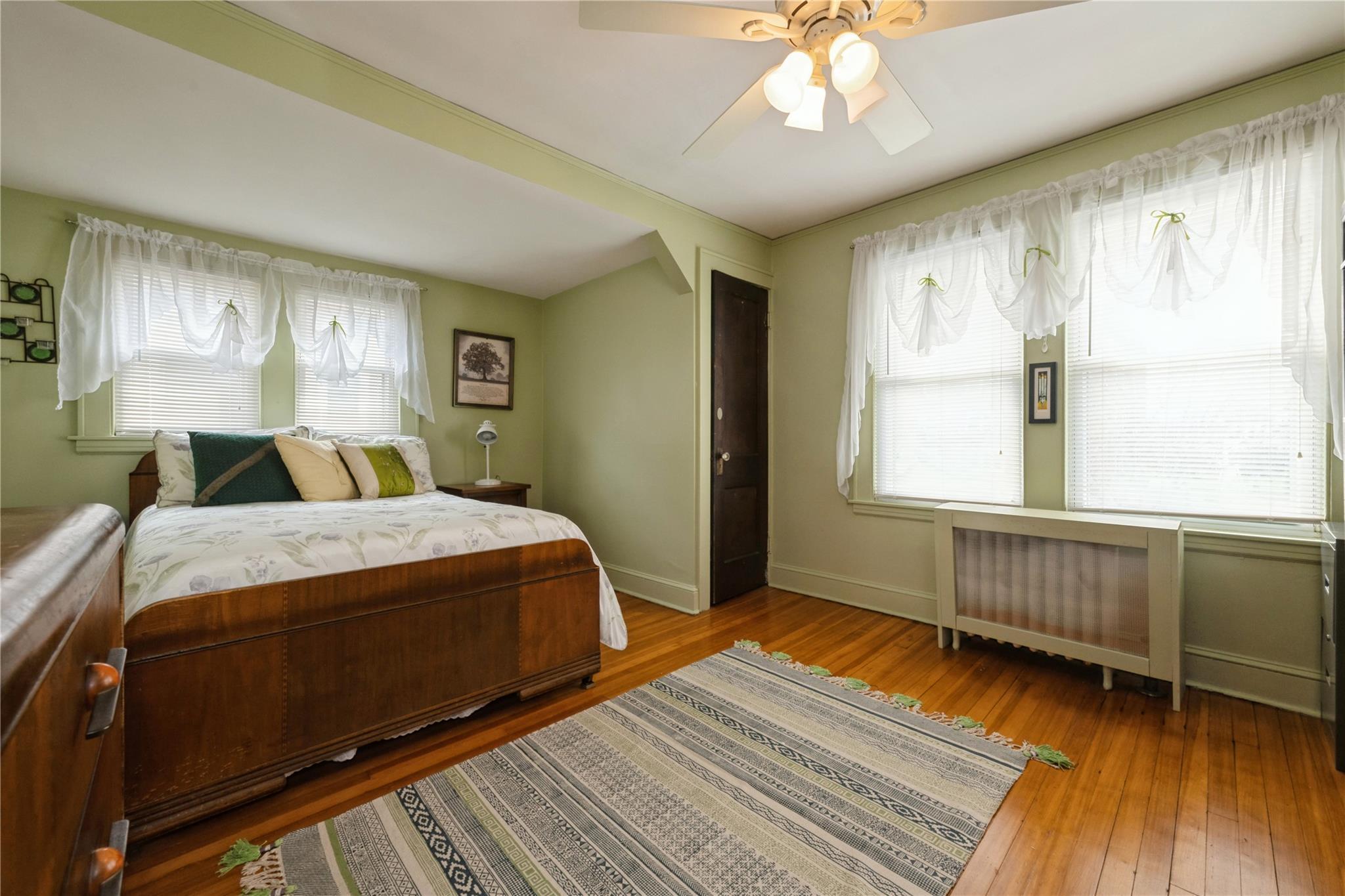 Single Family Temple  Nassau County, NY 11596, MLS-843774-12