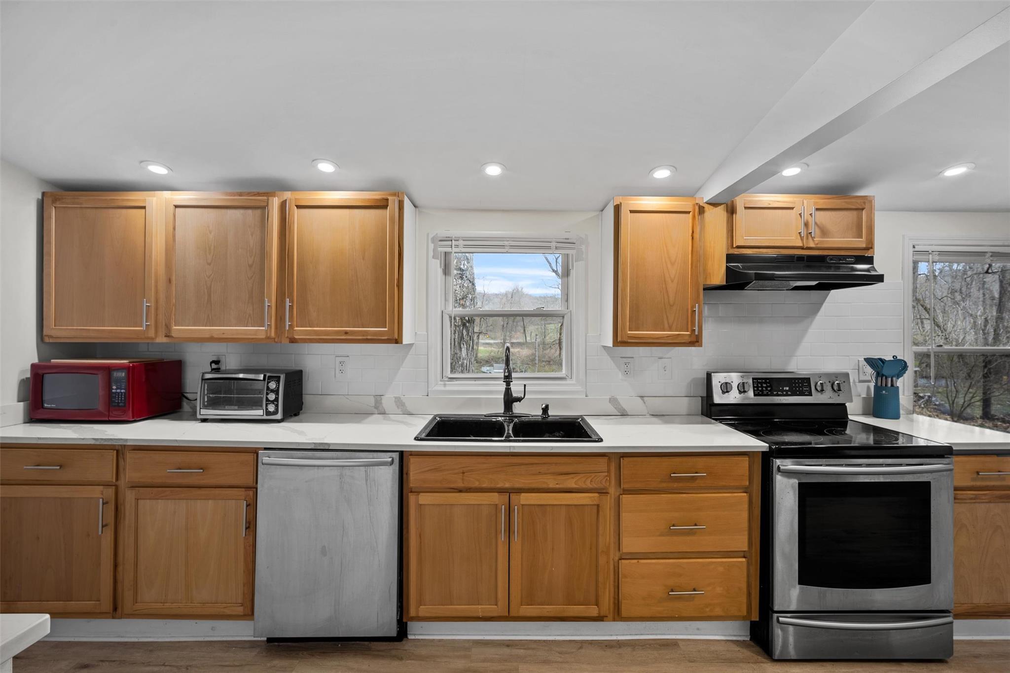 Single Family Titus  Dutchess County, NY 12603, MLS-843775-16