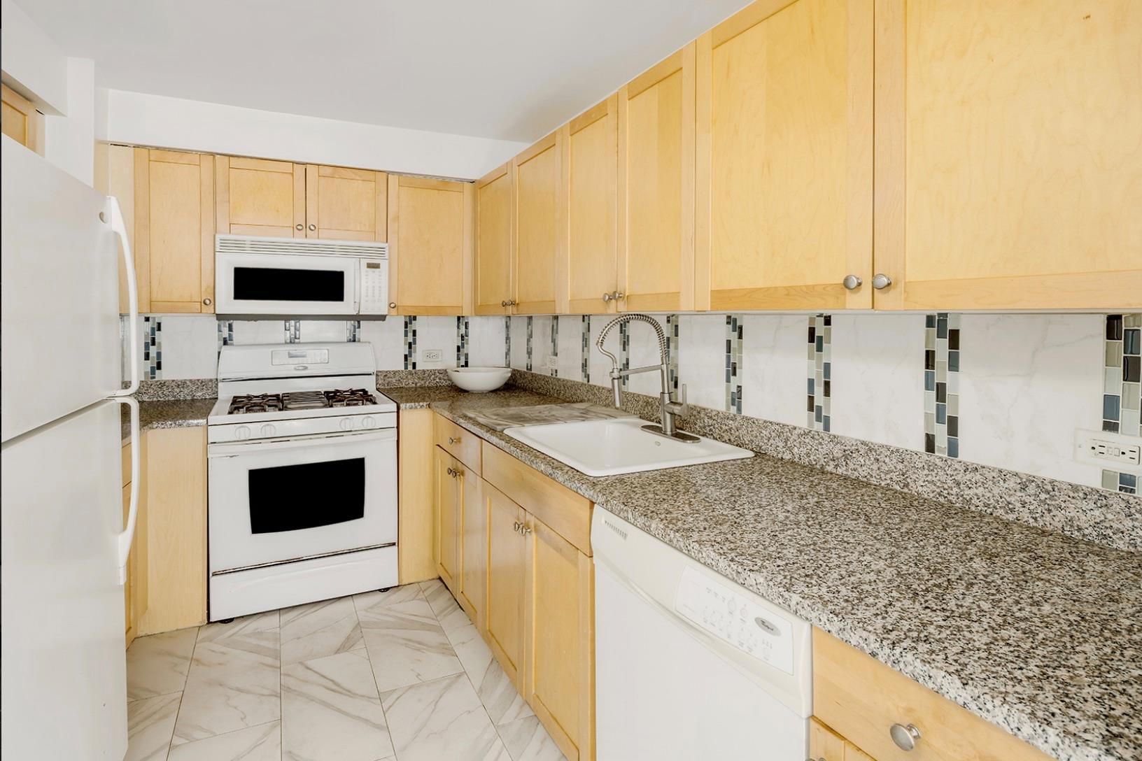 Condo 145th  Manhattan, NY 10039, MLS-843840-3