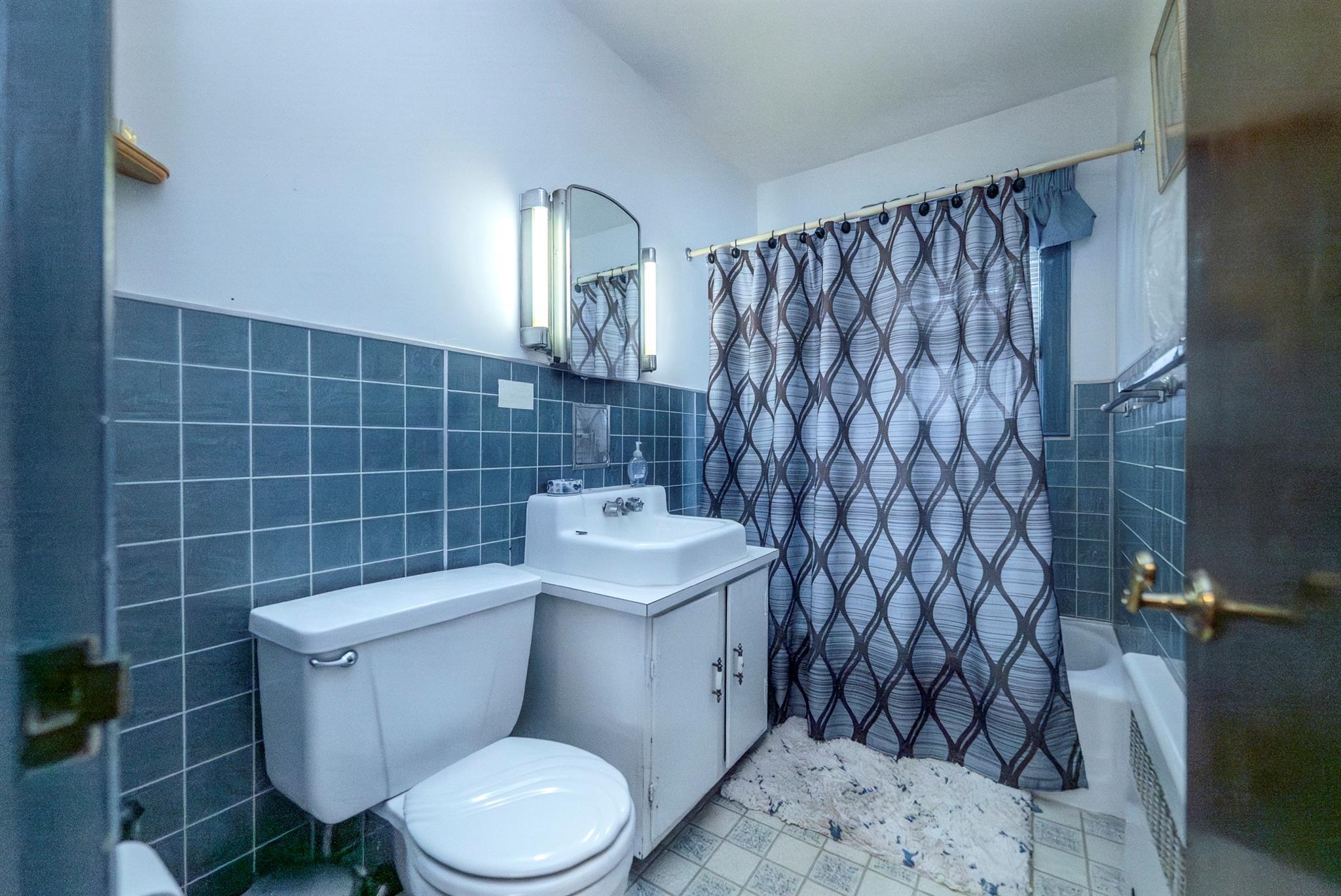 Single Family Ny 385  Greene County, NY 12051, MLS-843843-19