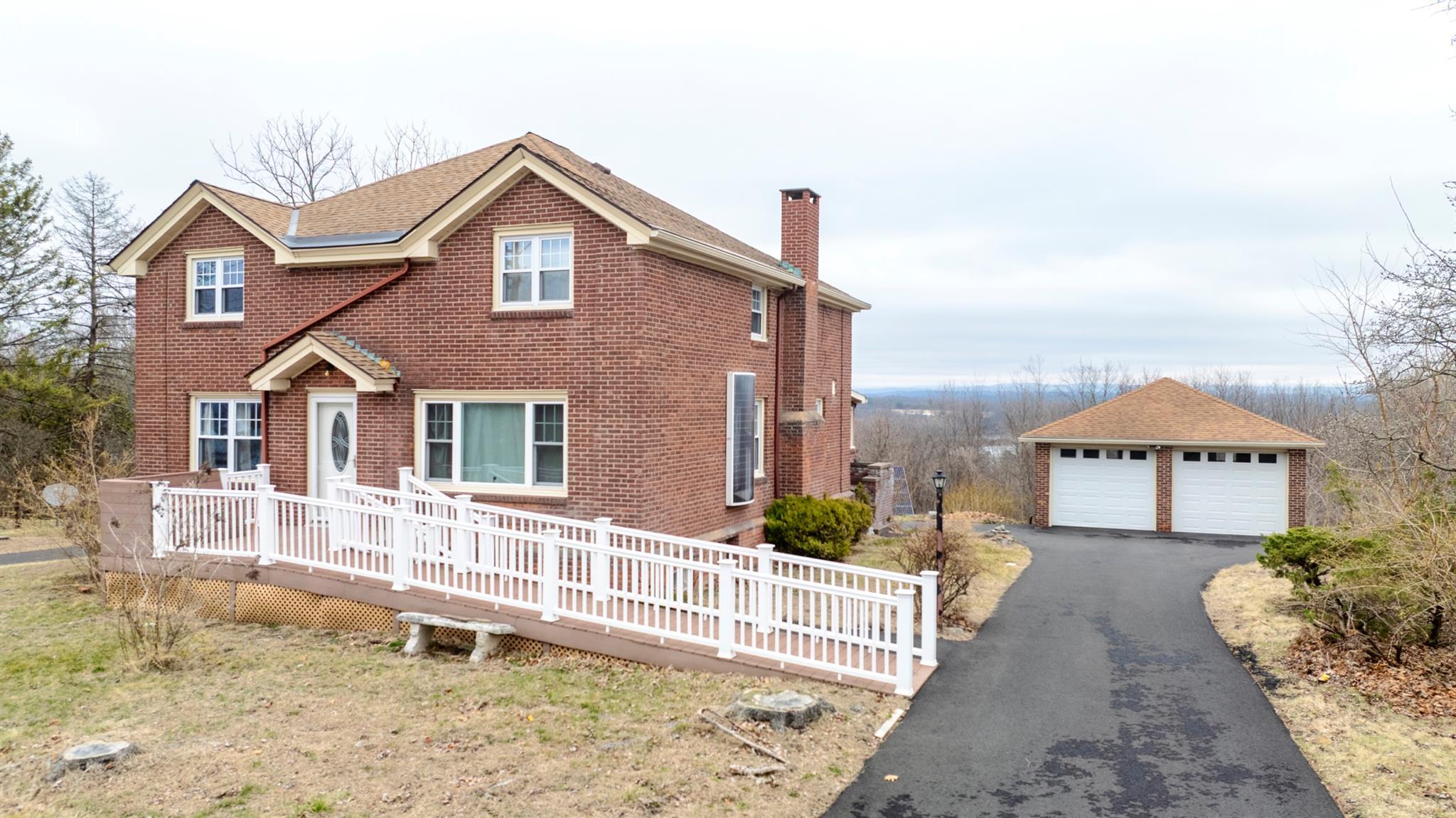 Single Family Ny 385  Greene County, NY 12051, MLS-843843-2