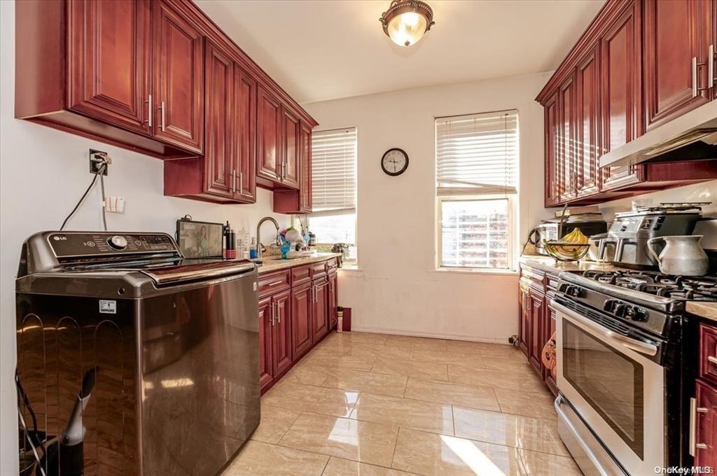 Single Family 69th  Queens, NY 11379, MLS-843846-13