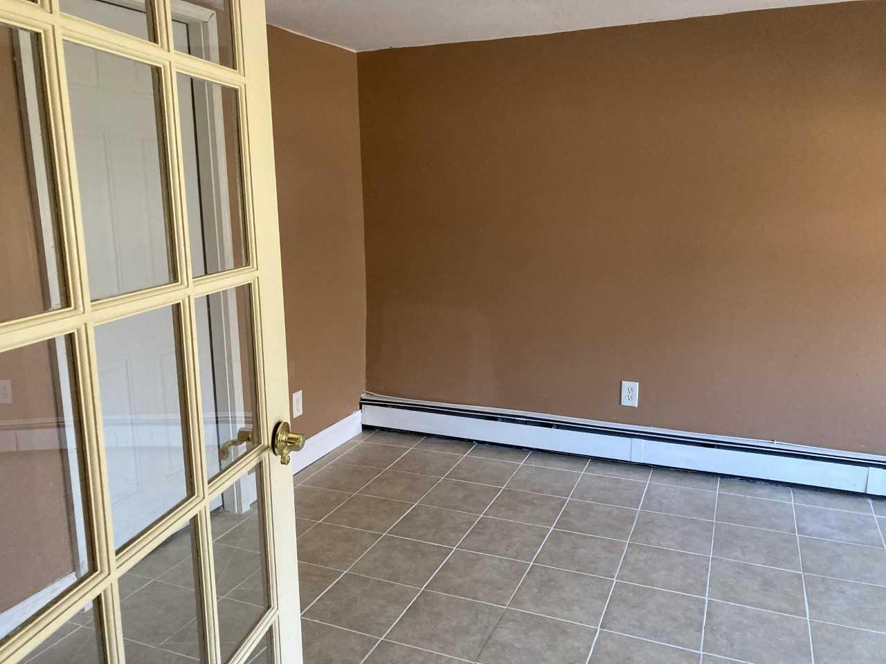 Single Family Hare  Suffolk County, NY 11733, MLS-843848-9