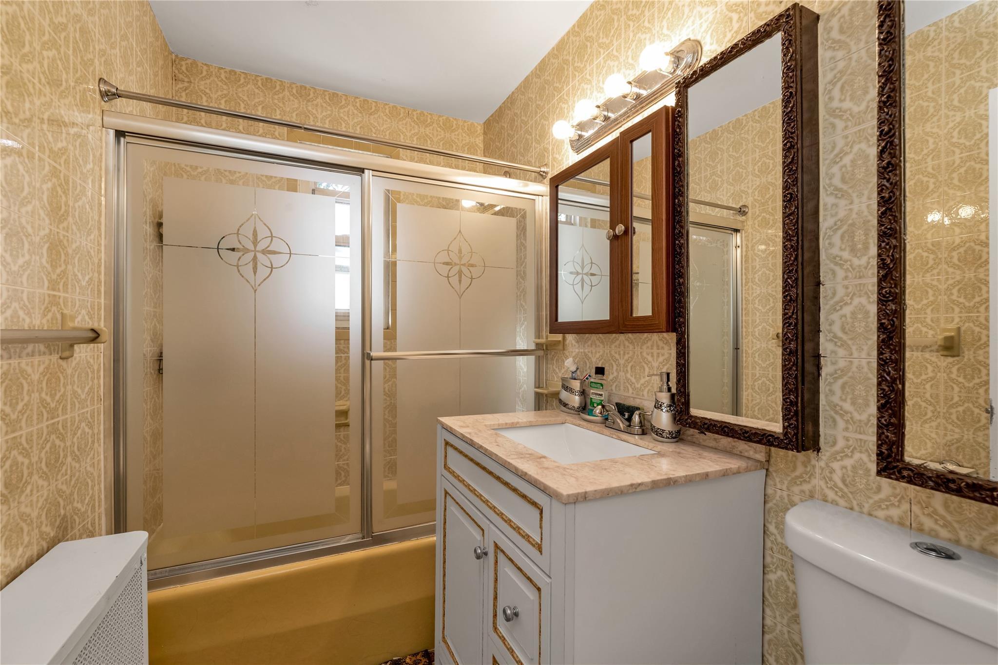 Single Family Garfield  Queens, NY 11377, MLS-843855-12
