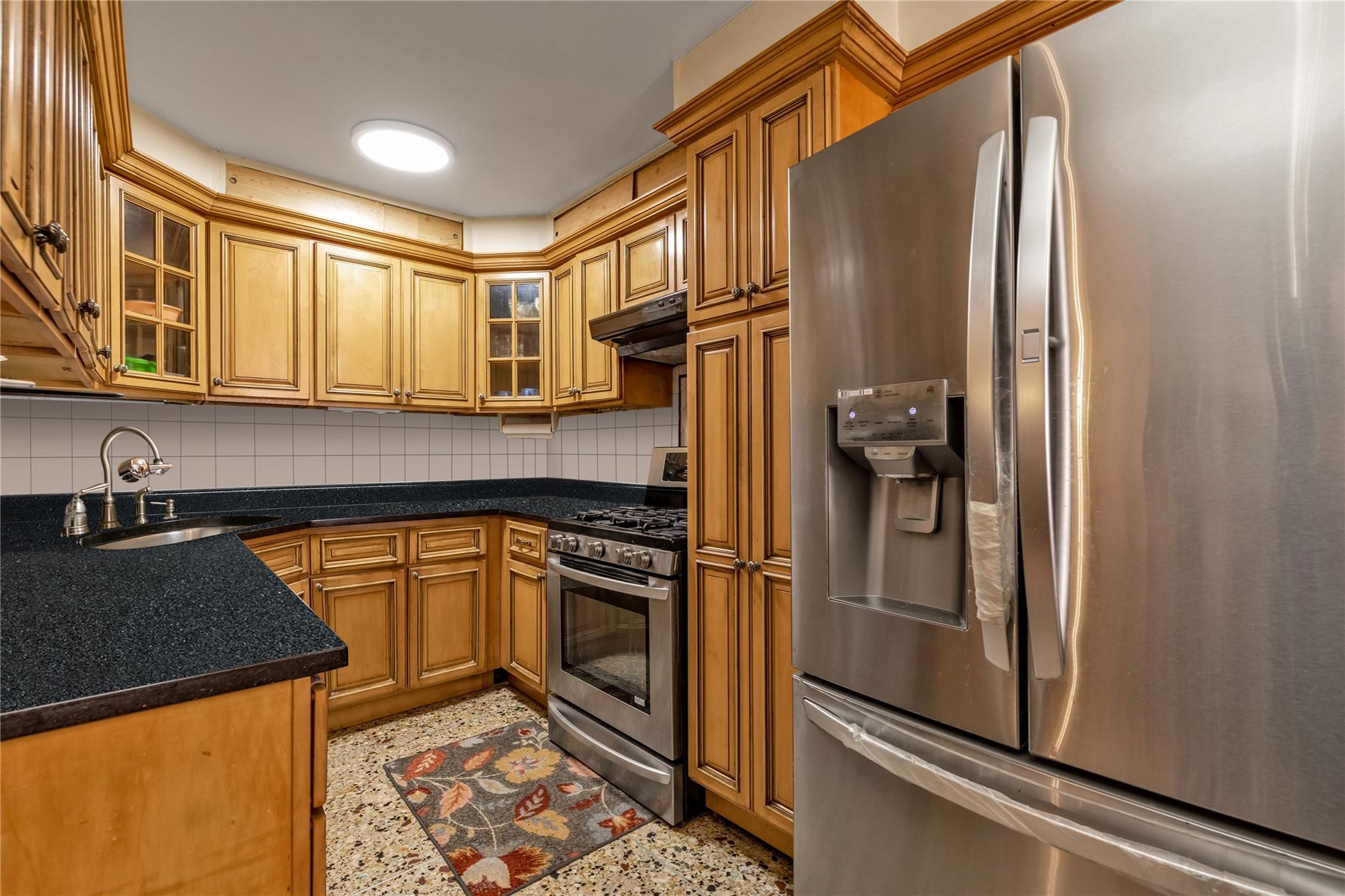 Single Family Garfield  Queens, NY 11377, MLS-843855-6
