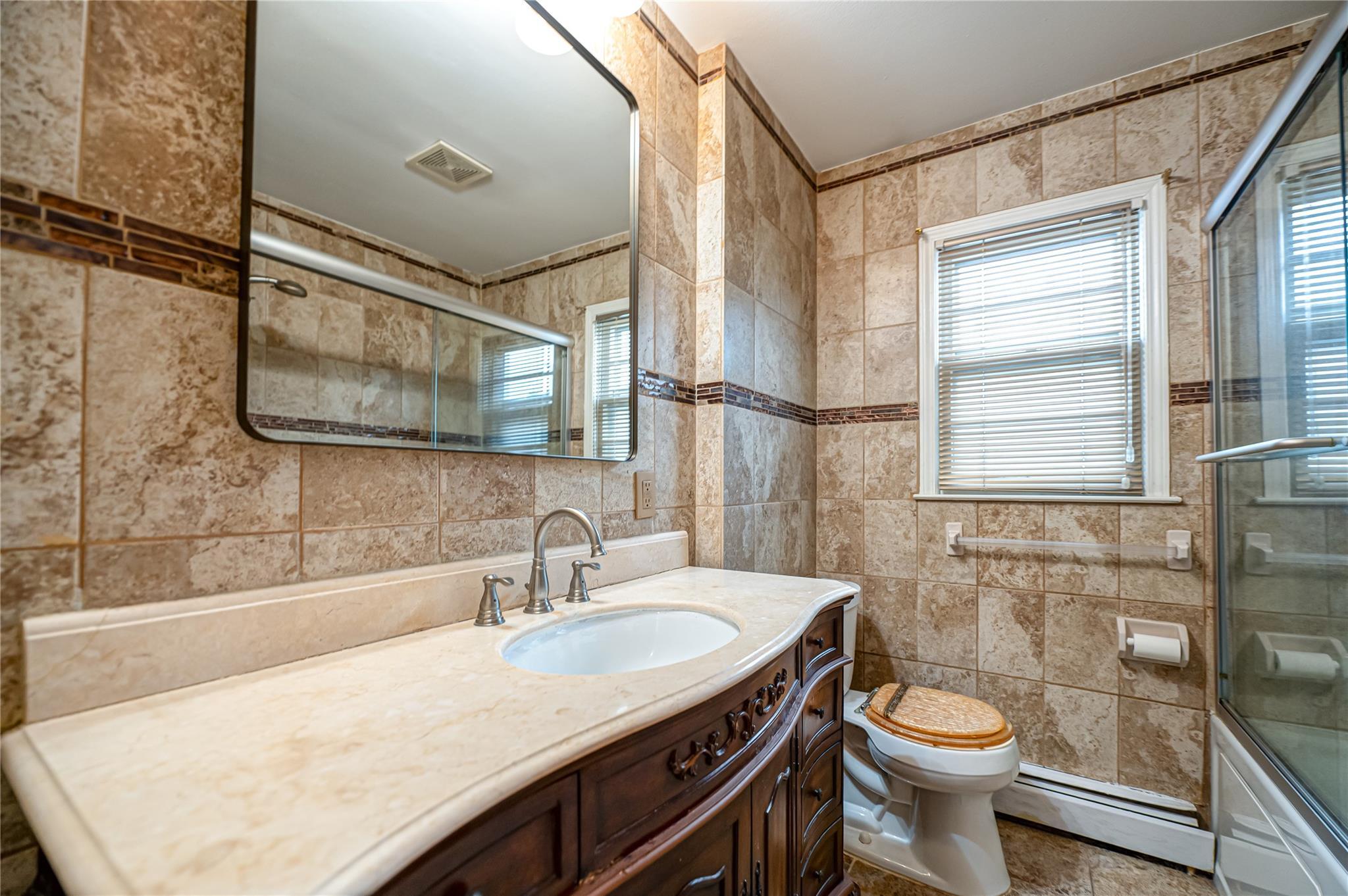 Single Family Central  Nassau County, NY 11563, MLS-843856-10