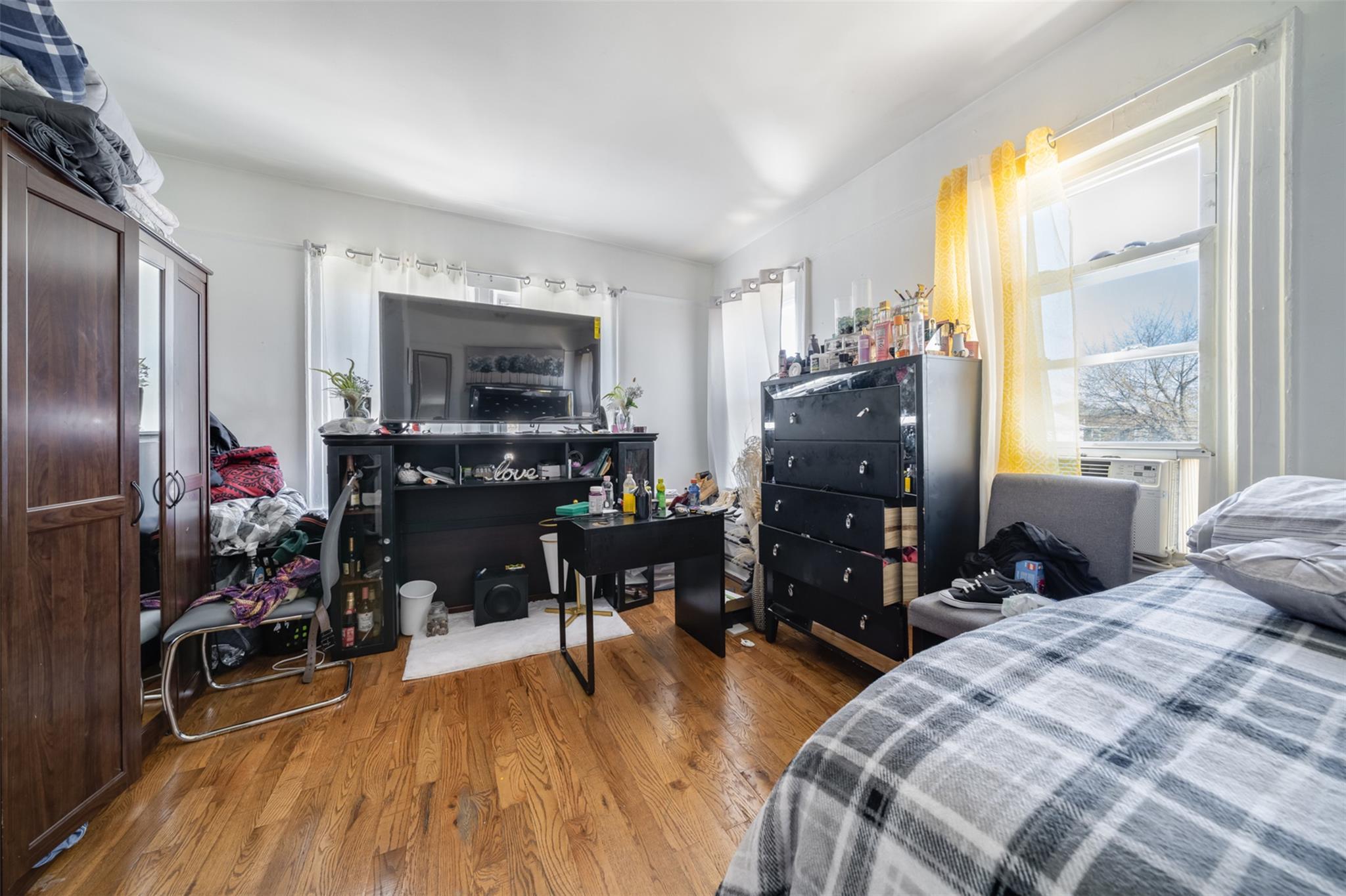 Single Family 189th  Queens, NY 11412, MLS-843859-21