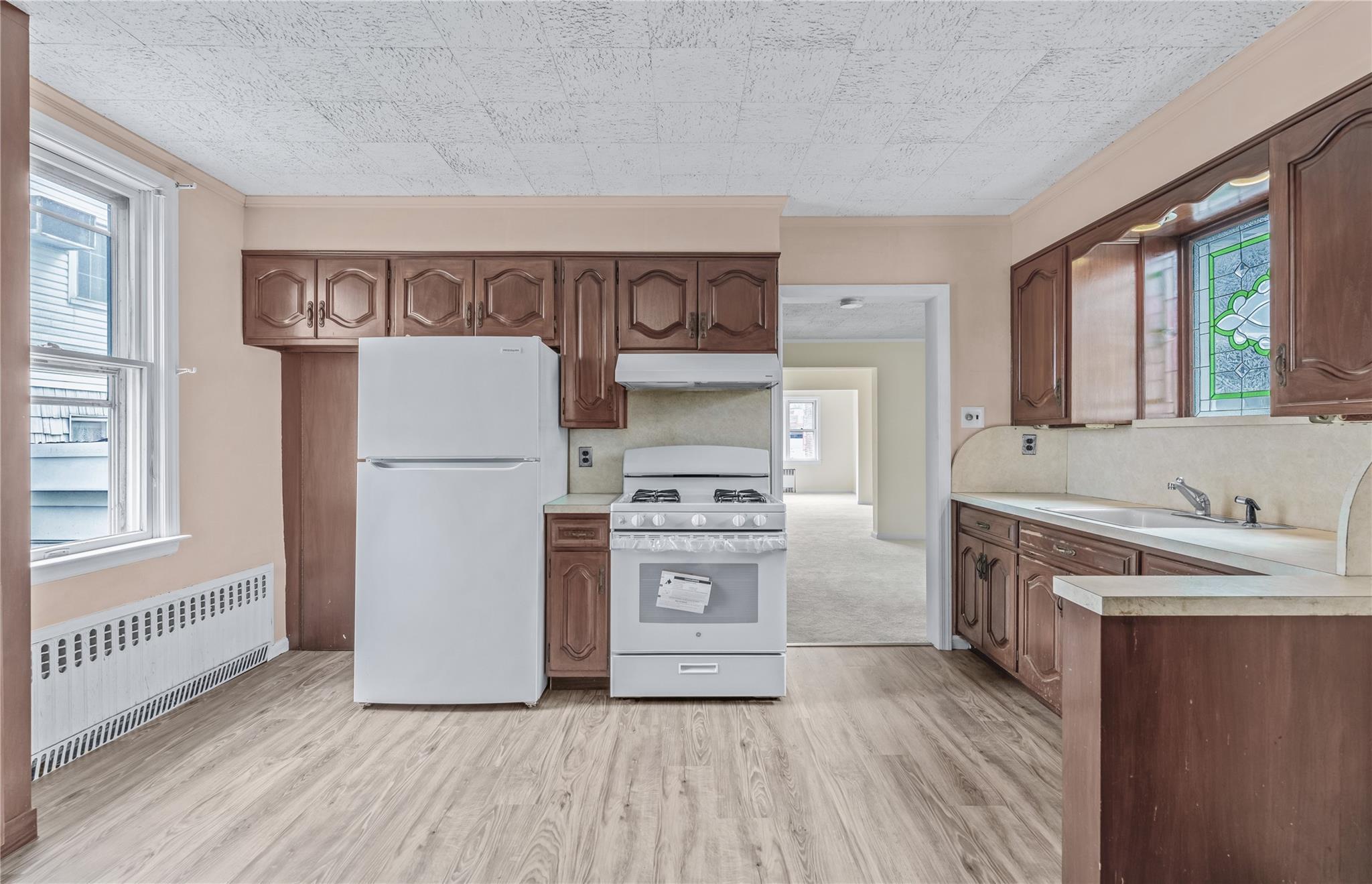 Single Family Grand  Queens, NY 11378, MLS-843913-7