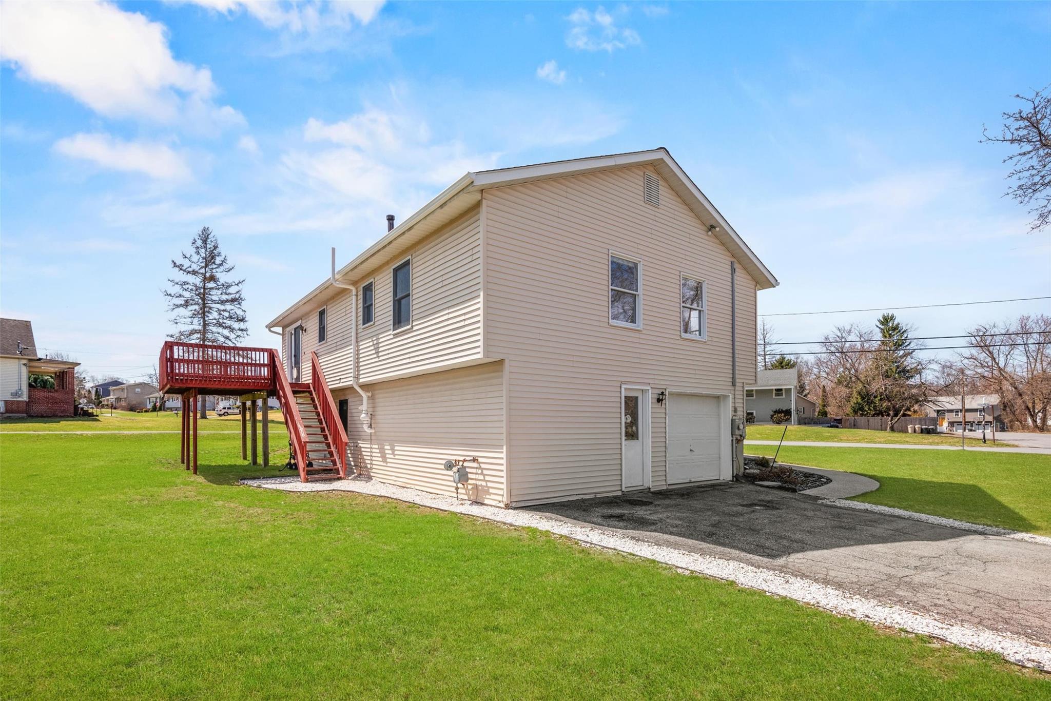 Single Family Tompkins  Orange County, NY 12549, MLS-843918-40