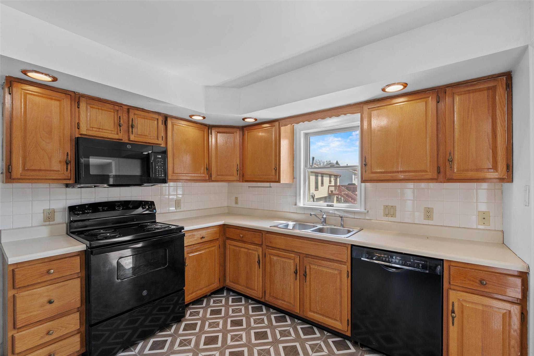 Single Family Tompkins  Orange County, NY 12549, MLS-843918-9