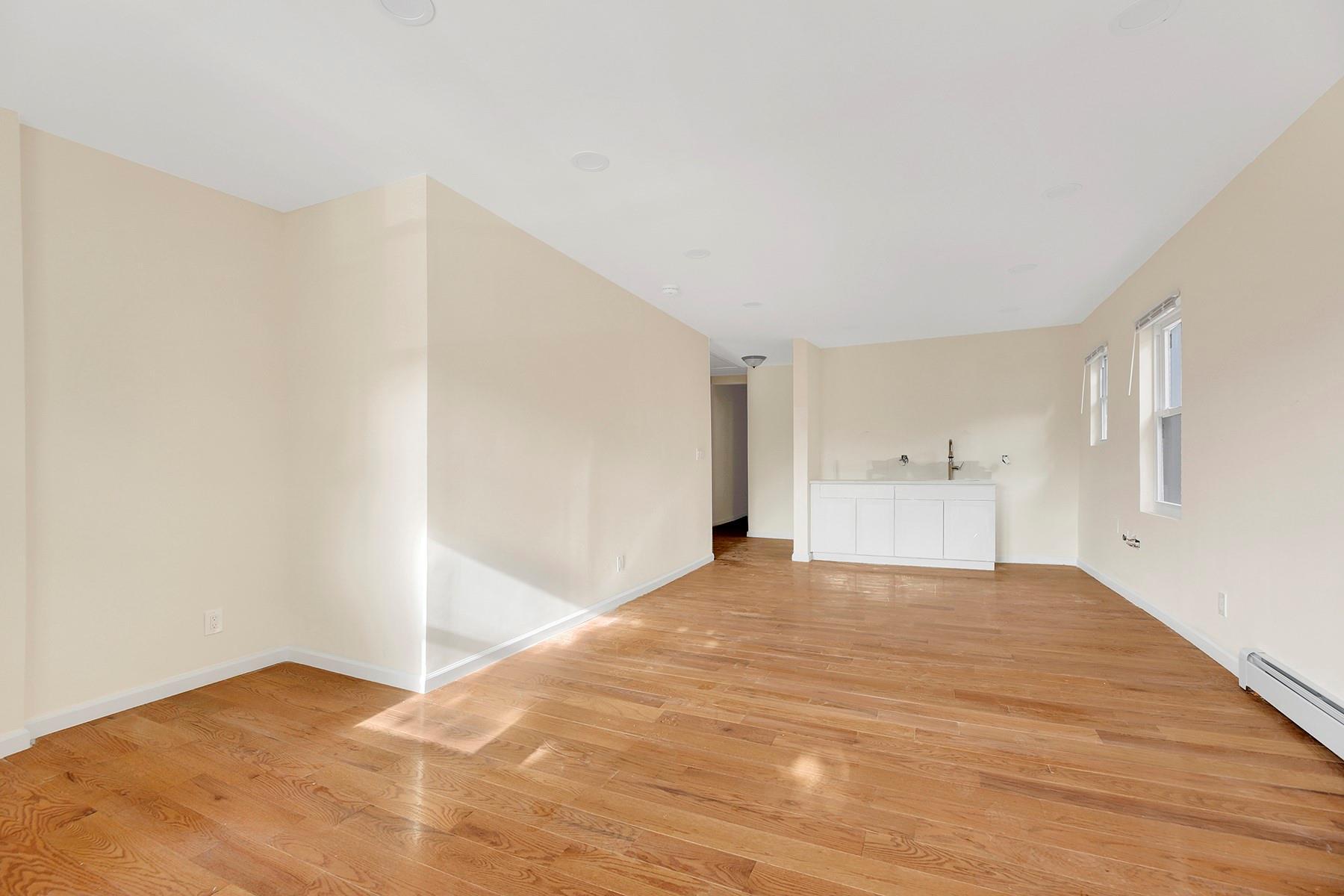 Single Family Liberty  Queens, NY 11412, MLS-843928-3