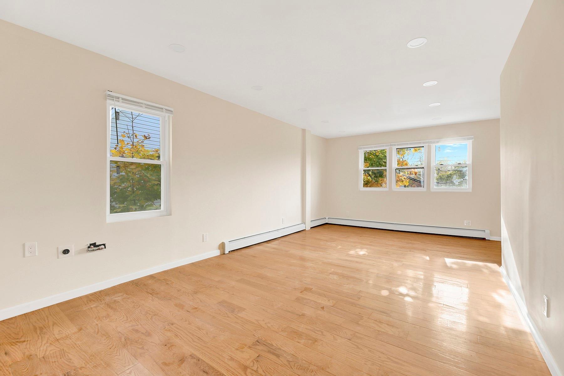 Single Family Liberty  Queens, NY 11412, MLS-843928-9