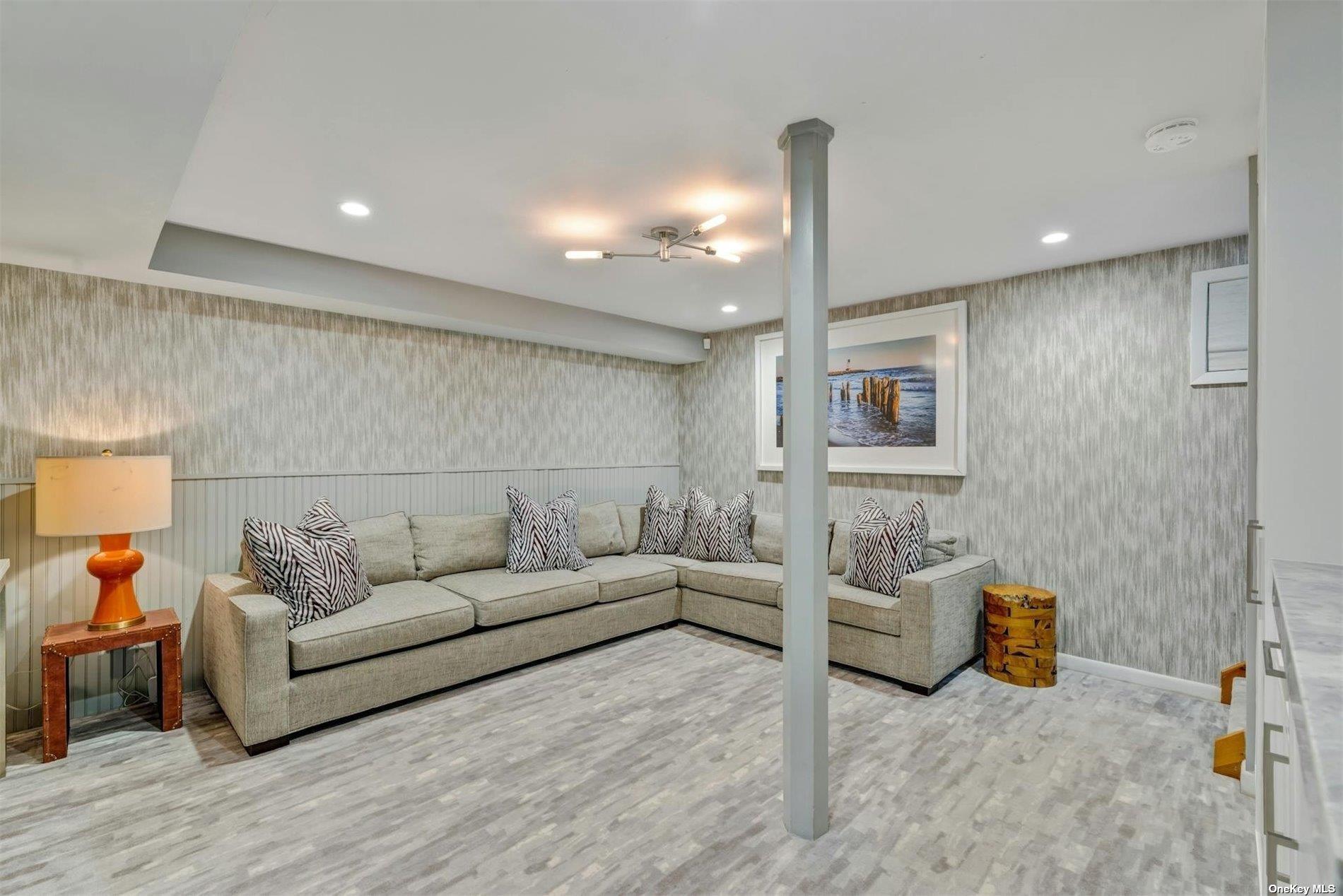 Single Family Old Canoe Place  Suffolk County, NY 11946, MLS-843936-23