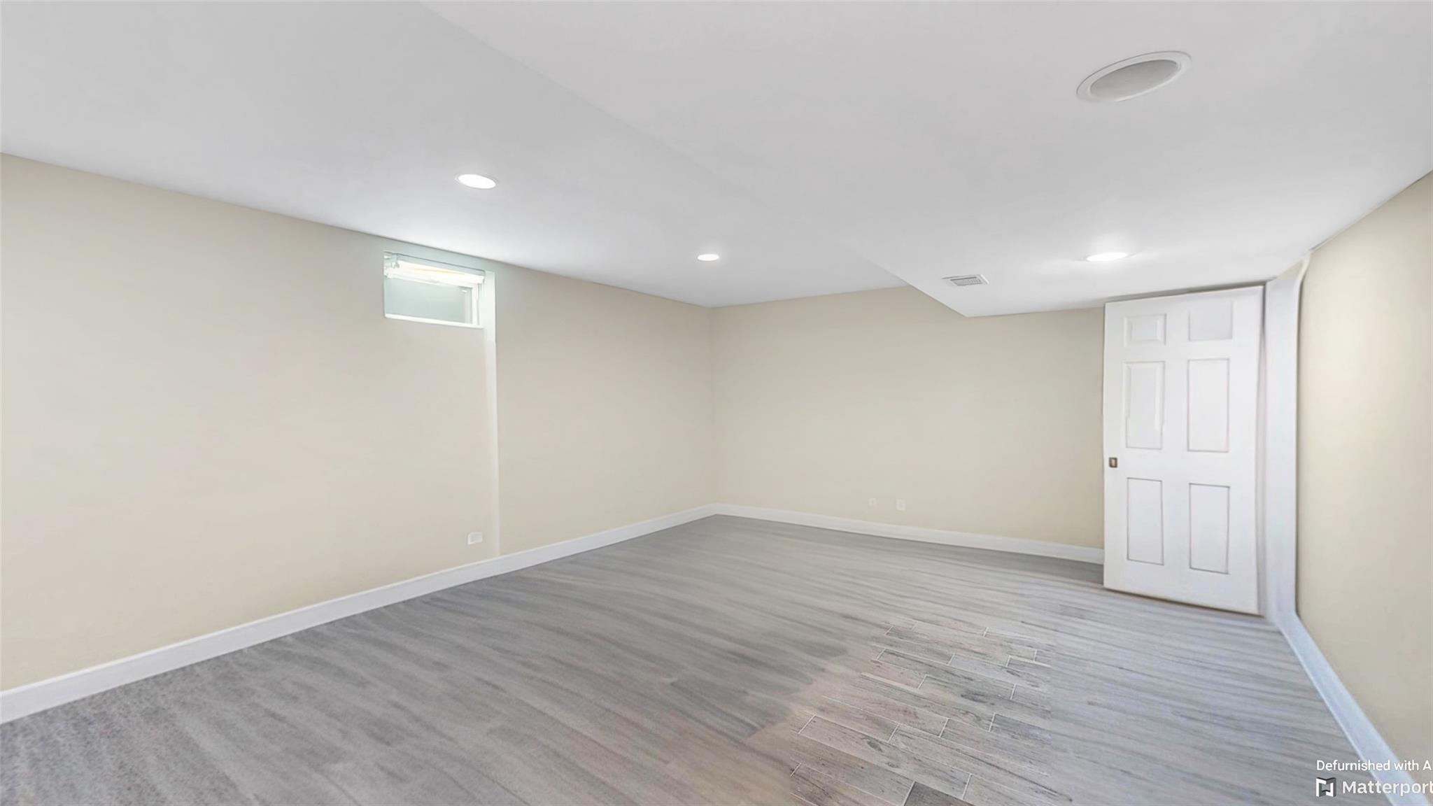Single Family Carlyle  Nassau County, NY 11542, MLS-843940-27