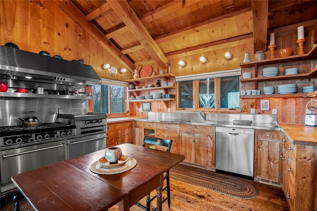 Single Family Isabella Beach Suffolk County, NY 06390, MLS-843944-14