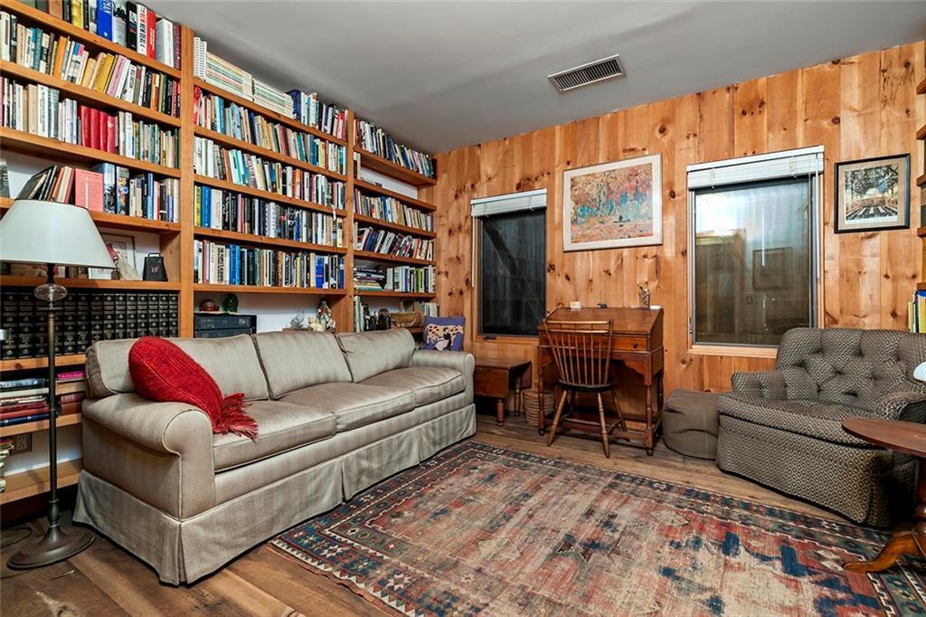 Single Family Isabella Beach Suffolk County, NY 06390, MLS-843944-32